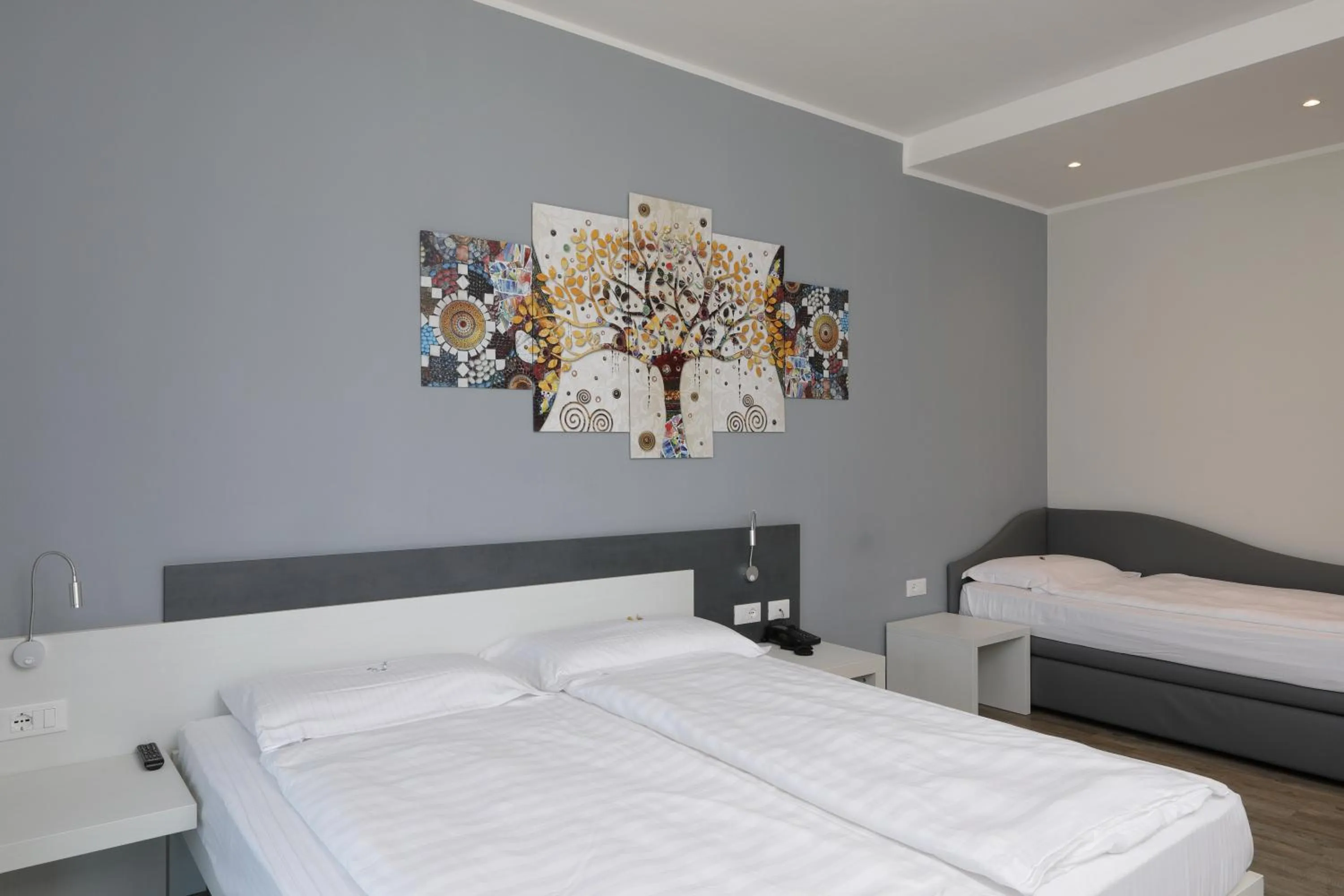 Bedroom, Bed in Eco Hotel Benacus