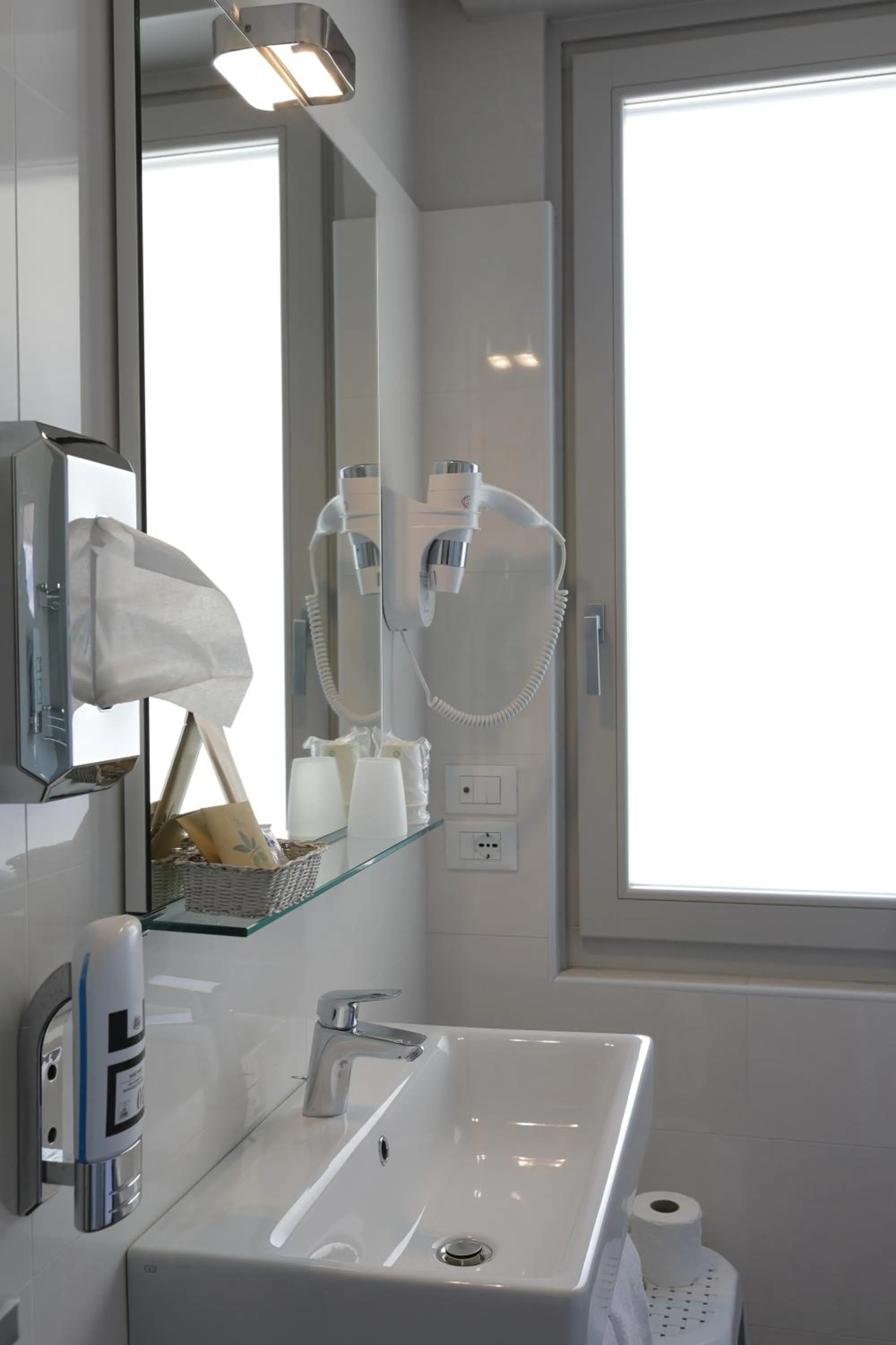 Bathroom in Eco Hotel Benacus