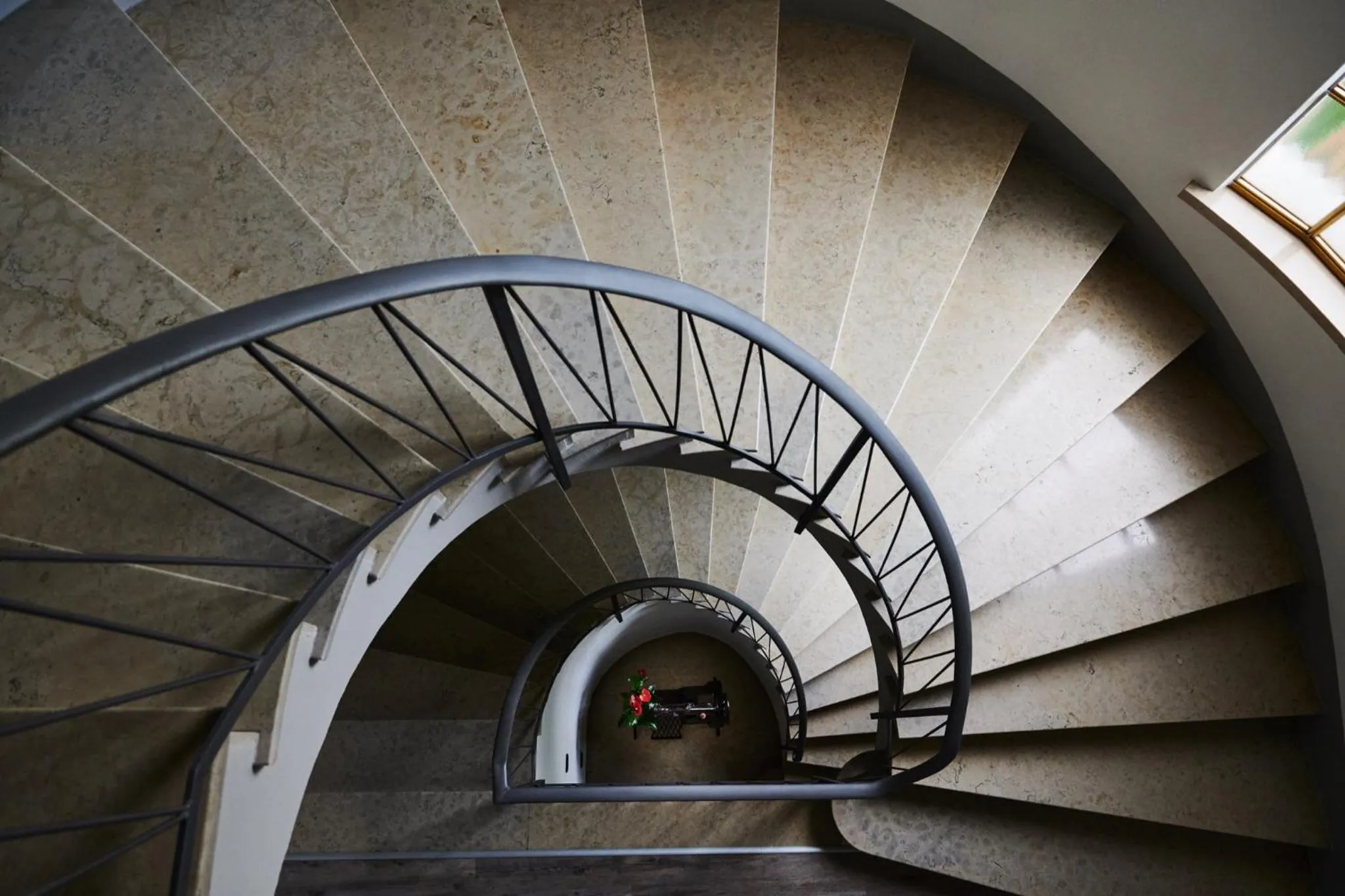 Area and facilities in Eco Hotel Benacus