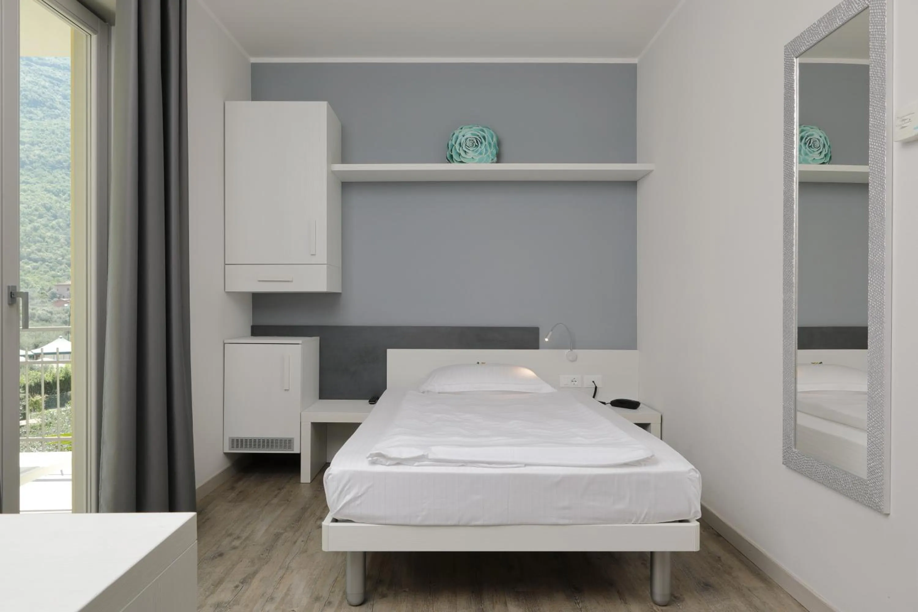 Bedroom, Bed in Eco Hotel Benacus