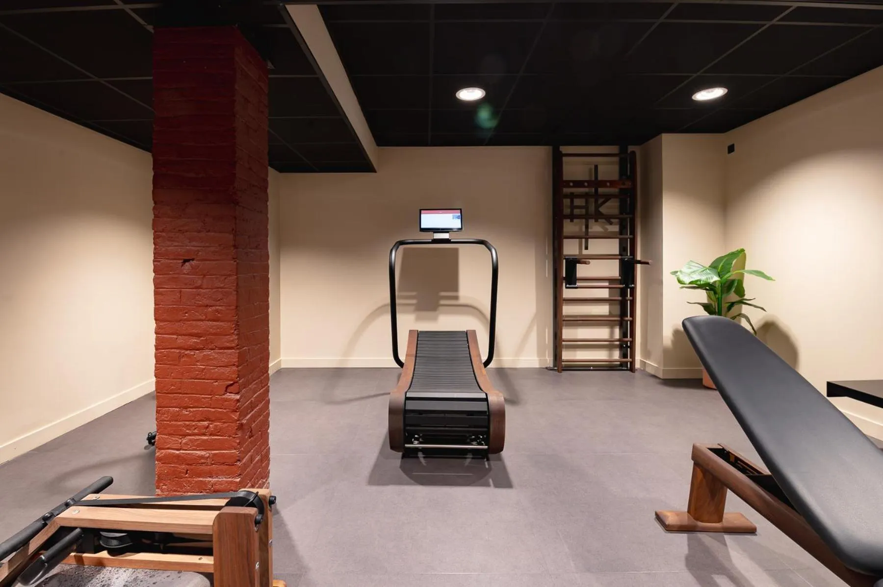 Fitness centre/facilities in Keystone Hôtel & Spa