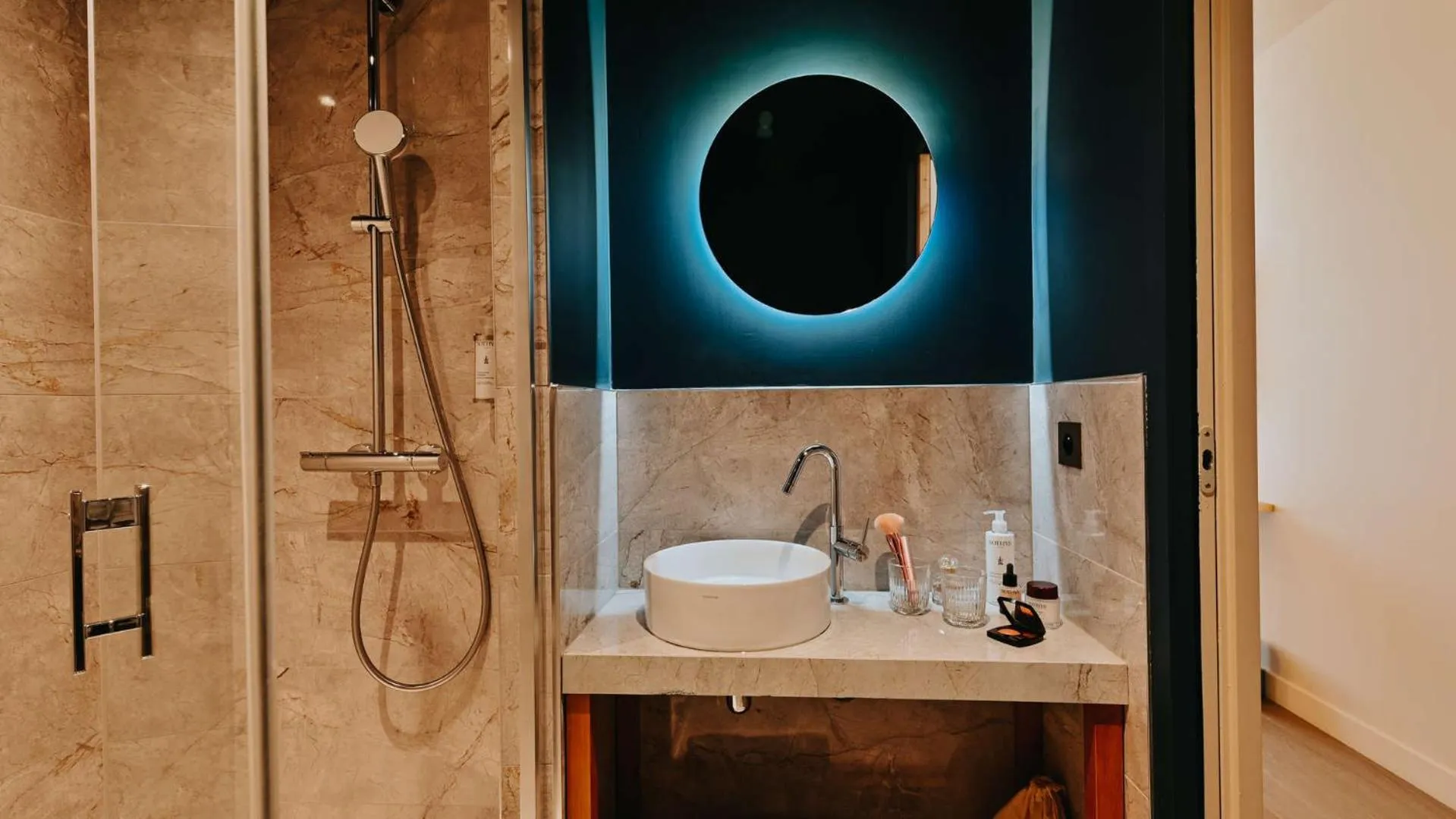 Shower in Keystone Hôtel & Spa