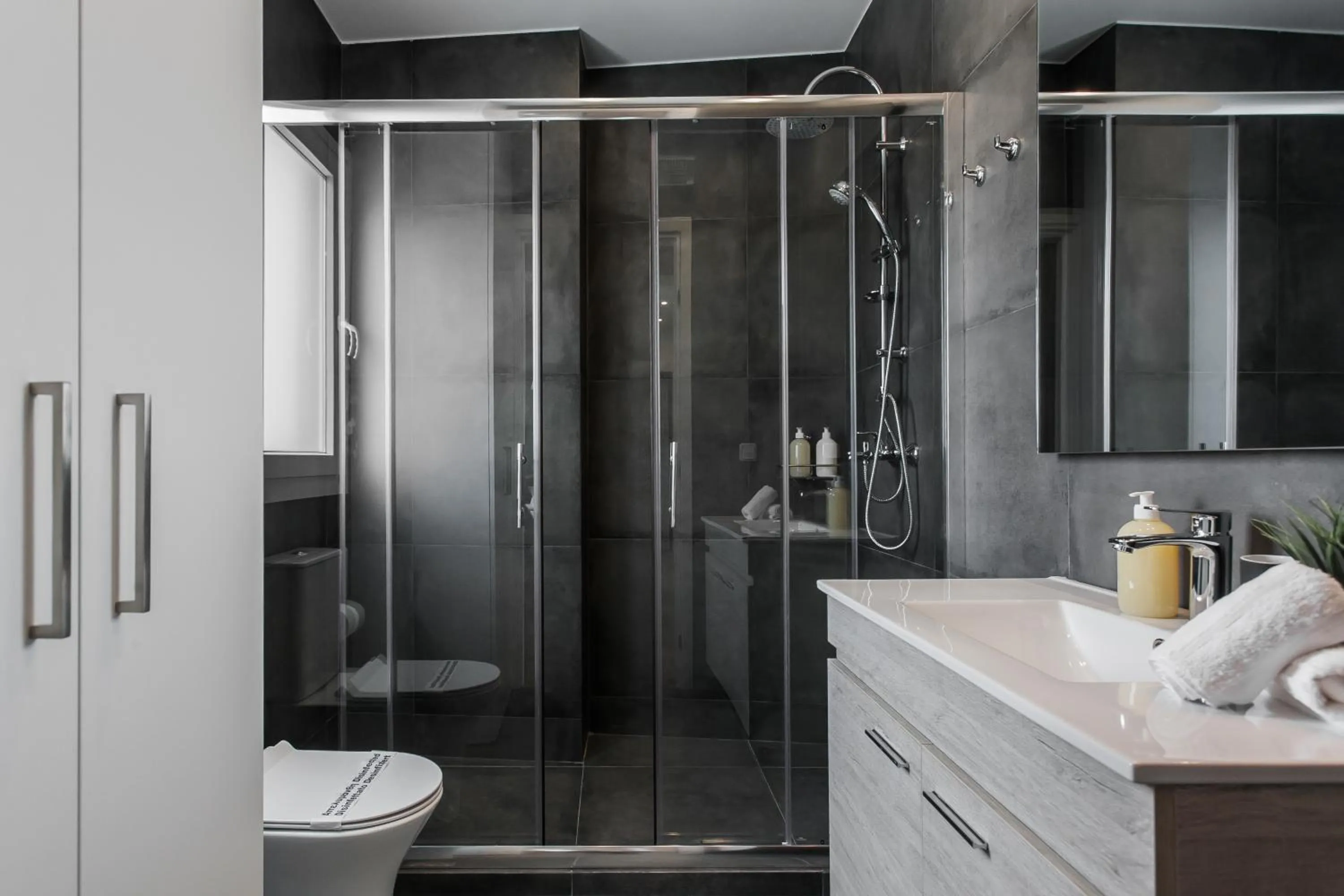 Shower in WYZ Attiki Aparthotel