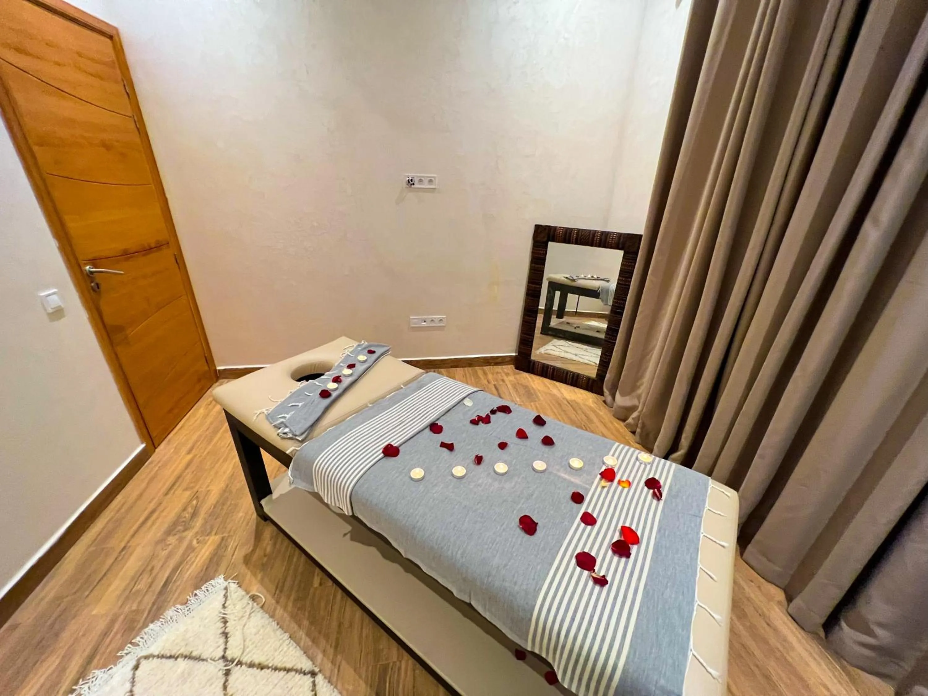Massage, Bed in Riad villa saphir & SPA