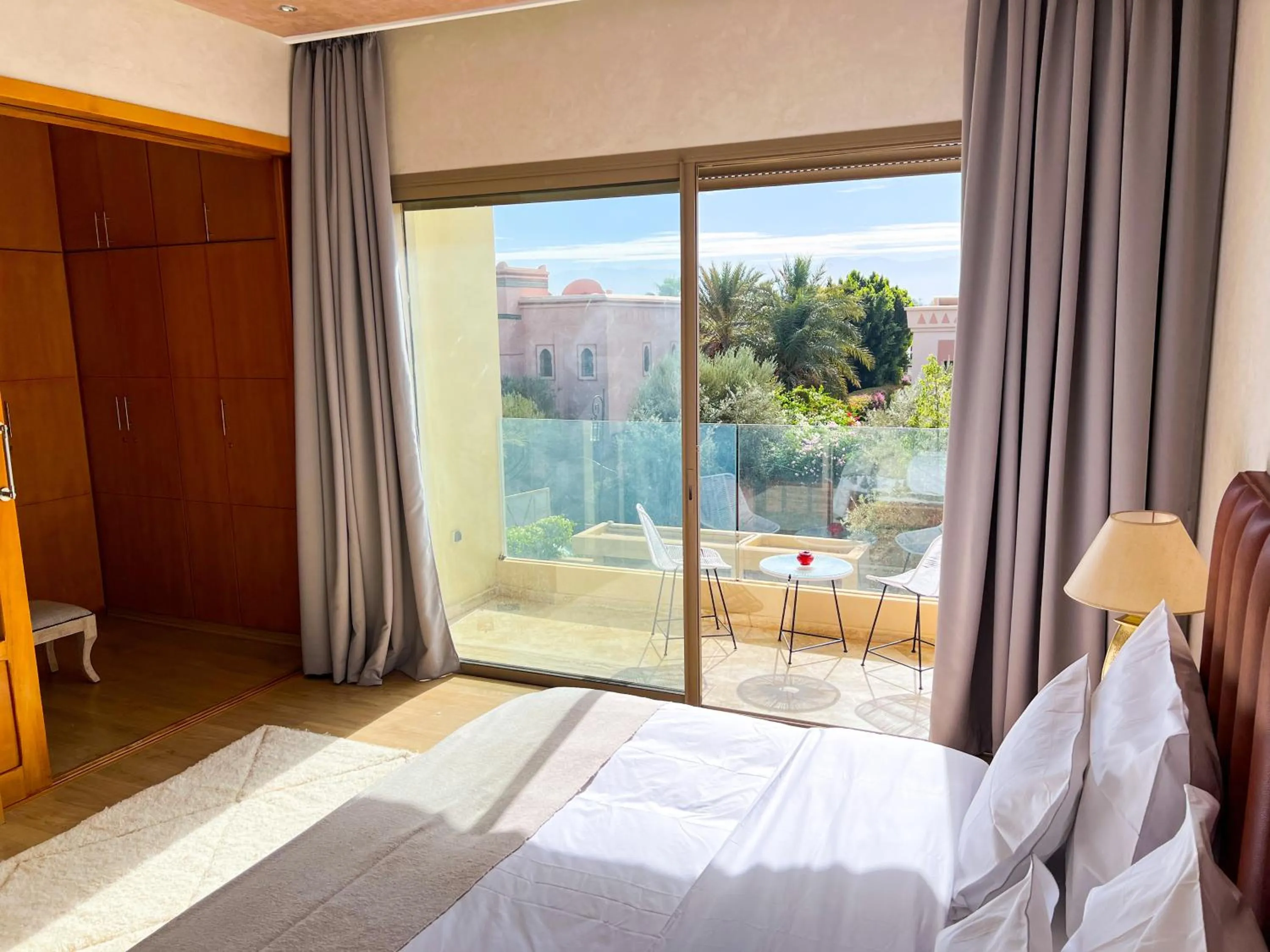 Bed in Riad villa saphir & SPA
