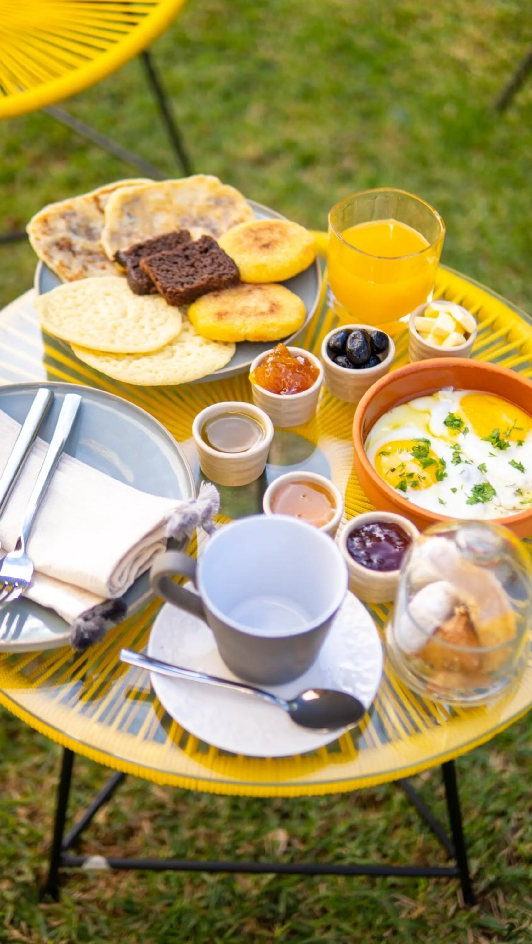 Restaurant/places to eat in Riad villa saphir & SPA