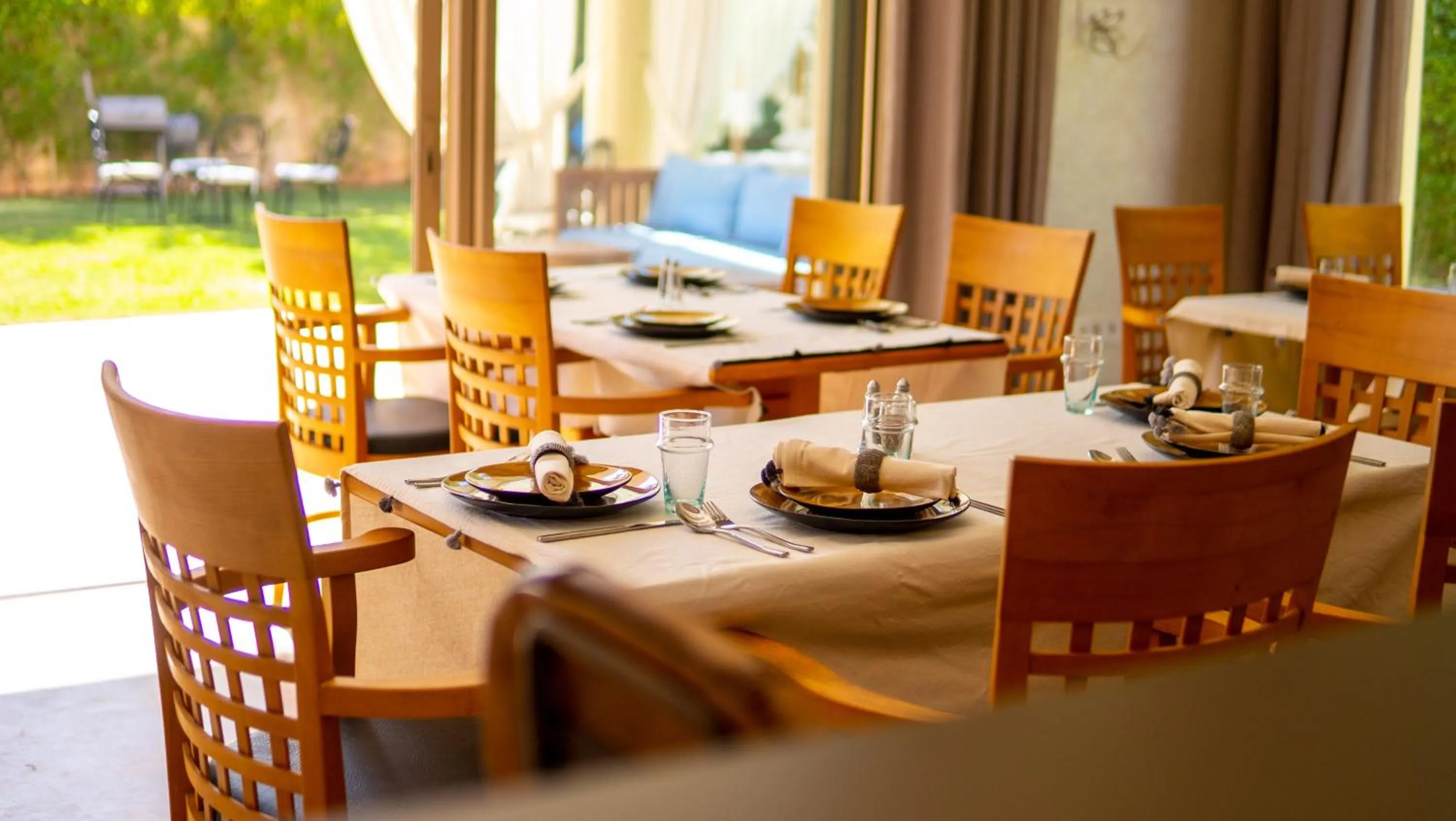 Restaurant/places to eat in Riad villa saphir & SPA