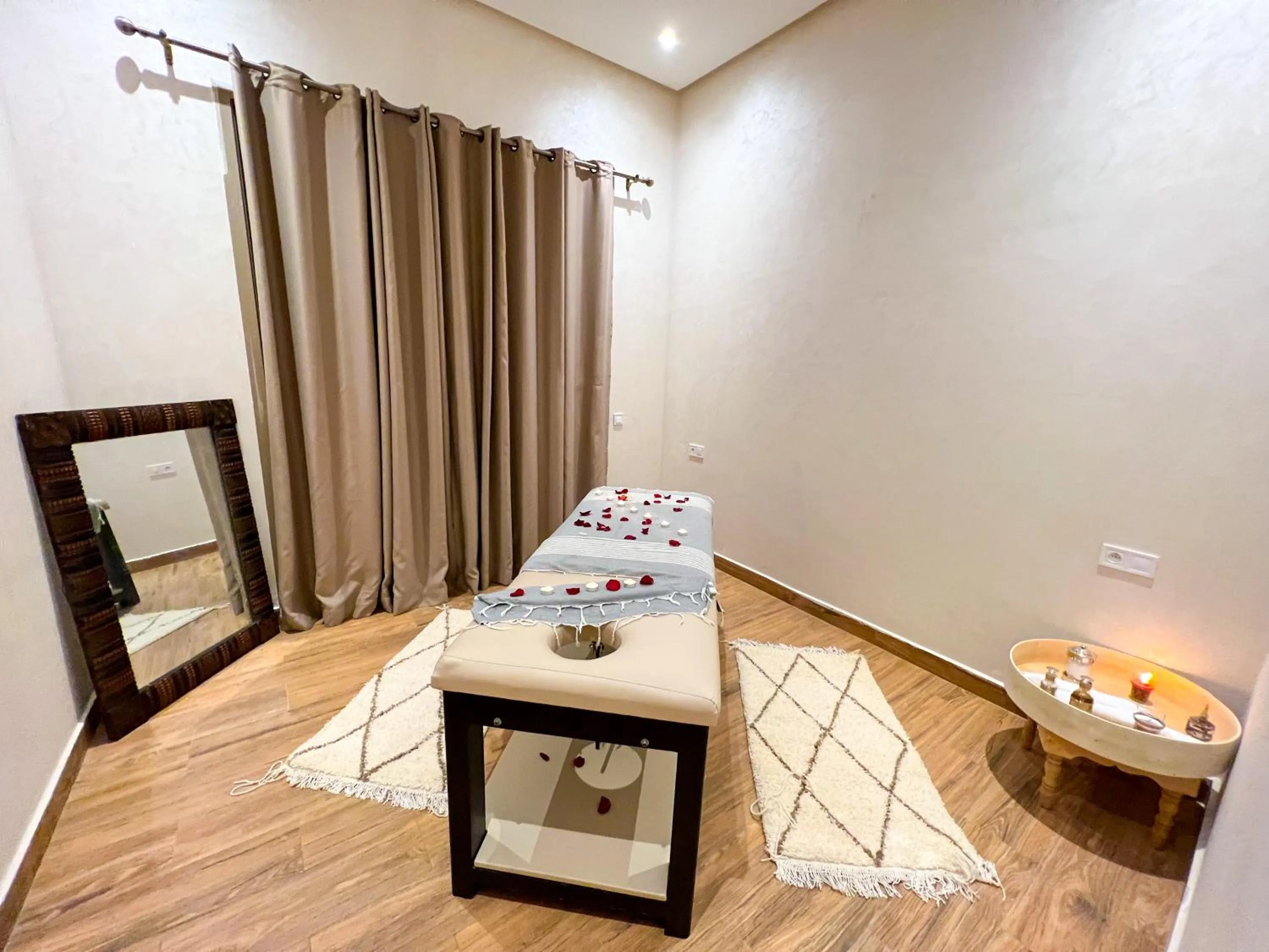 Massage, Bed in Riad villa saphir & SPA