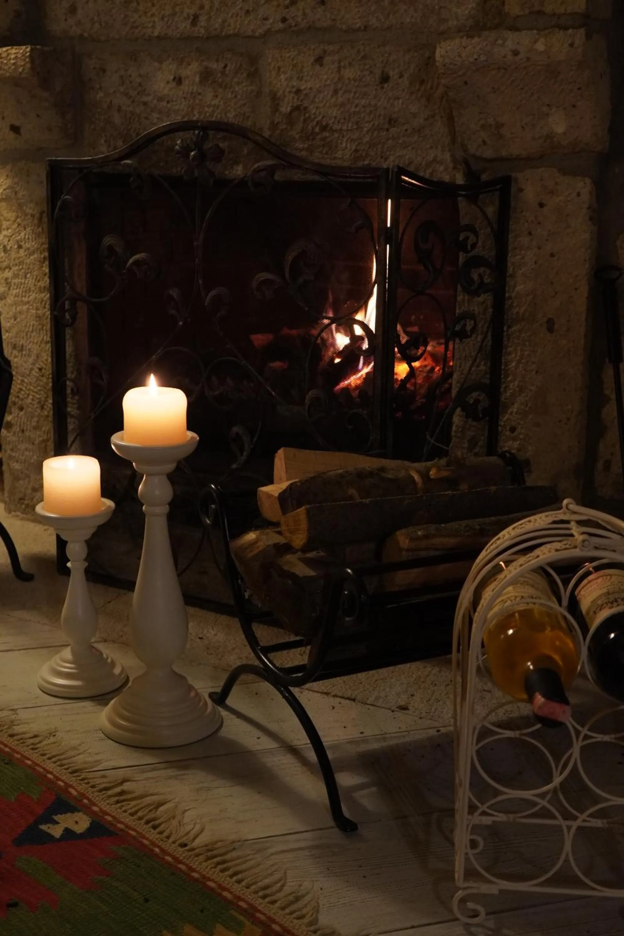 Property building in YUKARI SOKAK VİP BUTİK OTEL