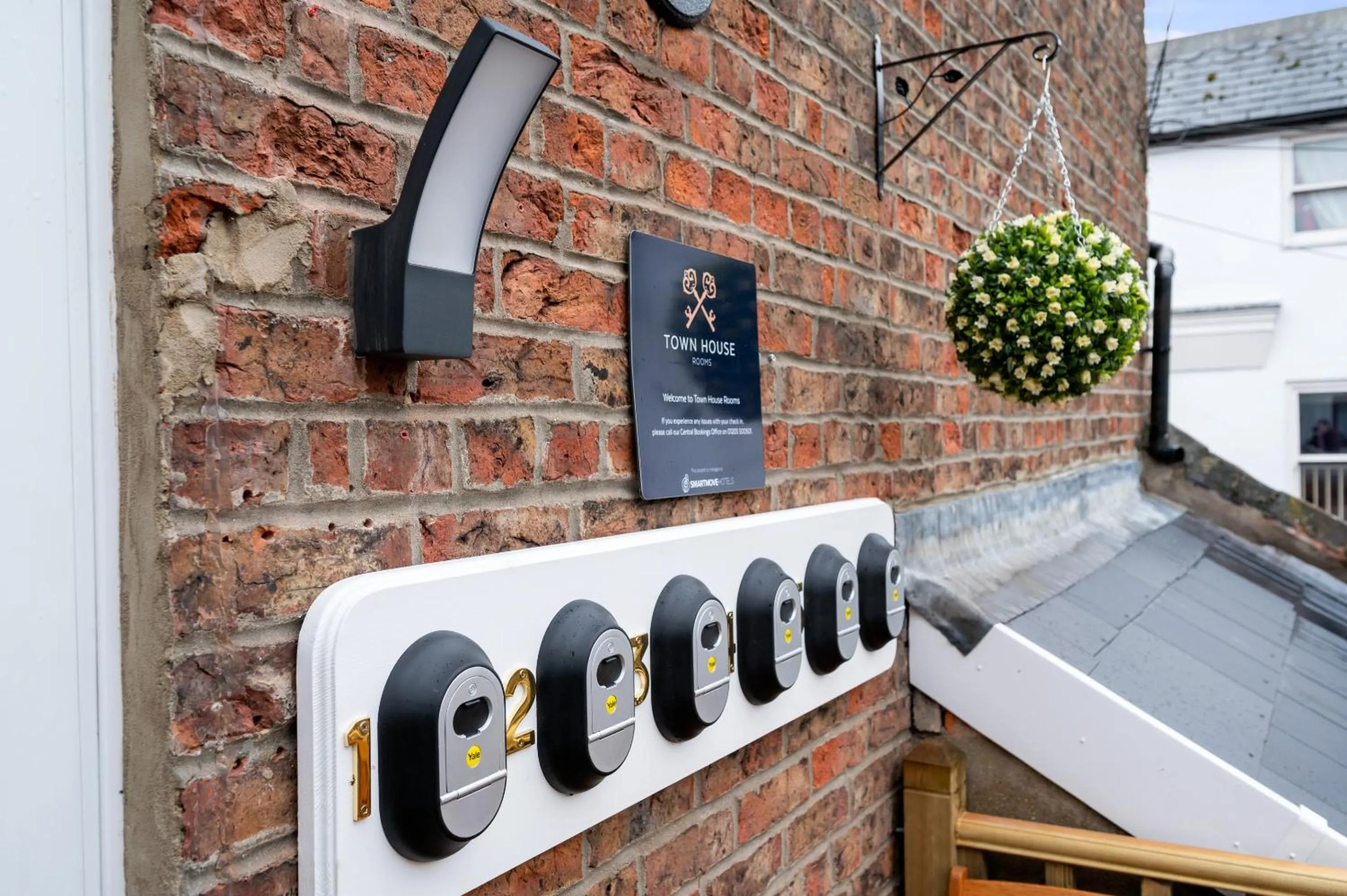 Property building in Town House Rooms