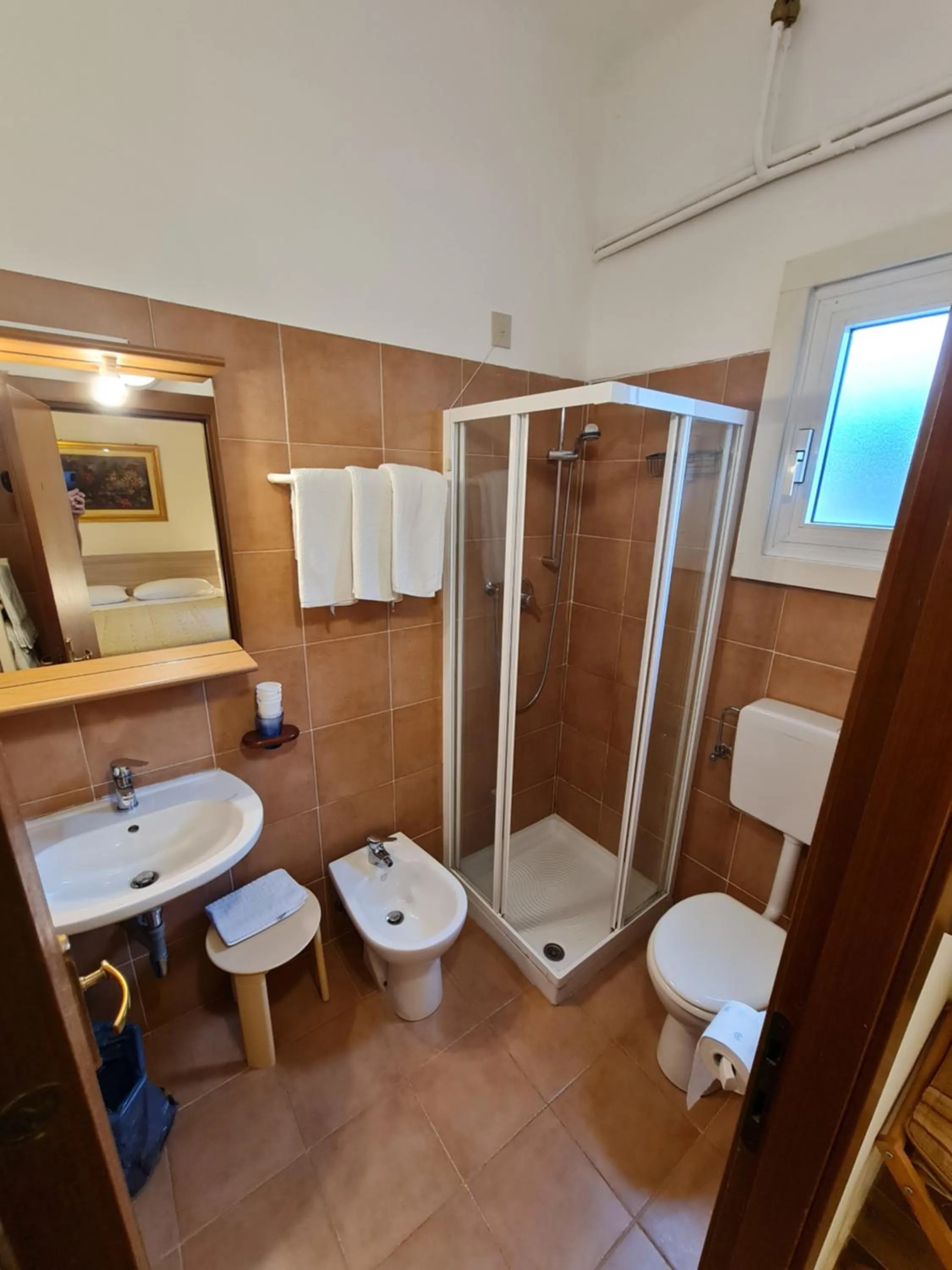 Bathroom in Albergo Genio