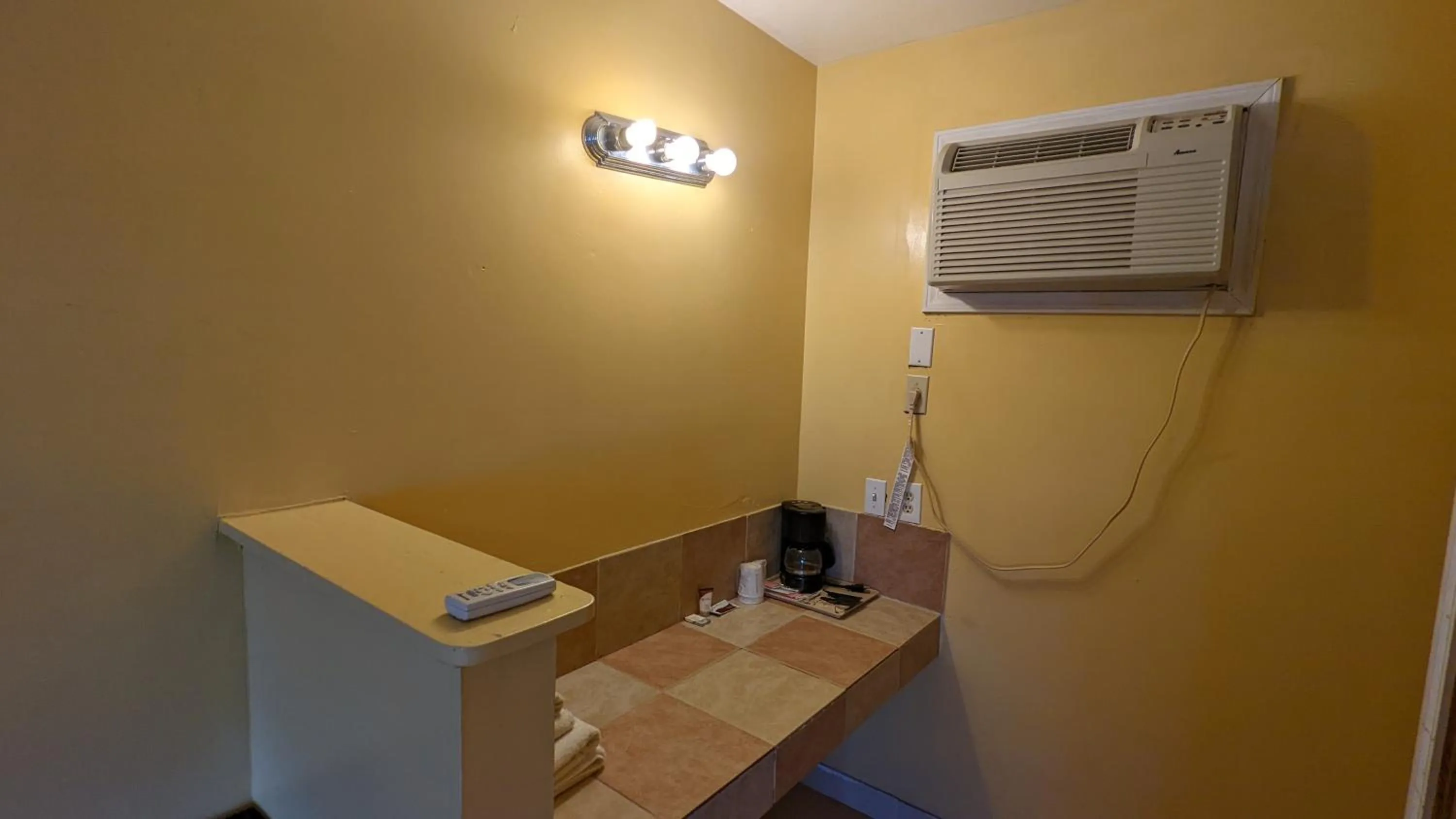 Bathroom in Canadian Inn