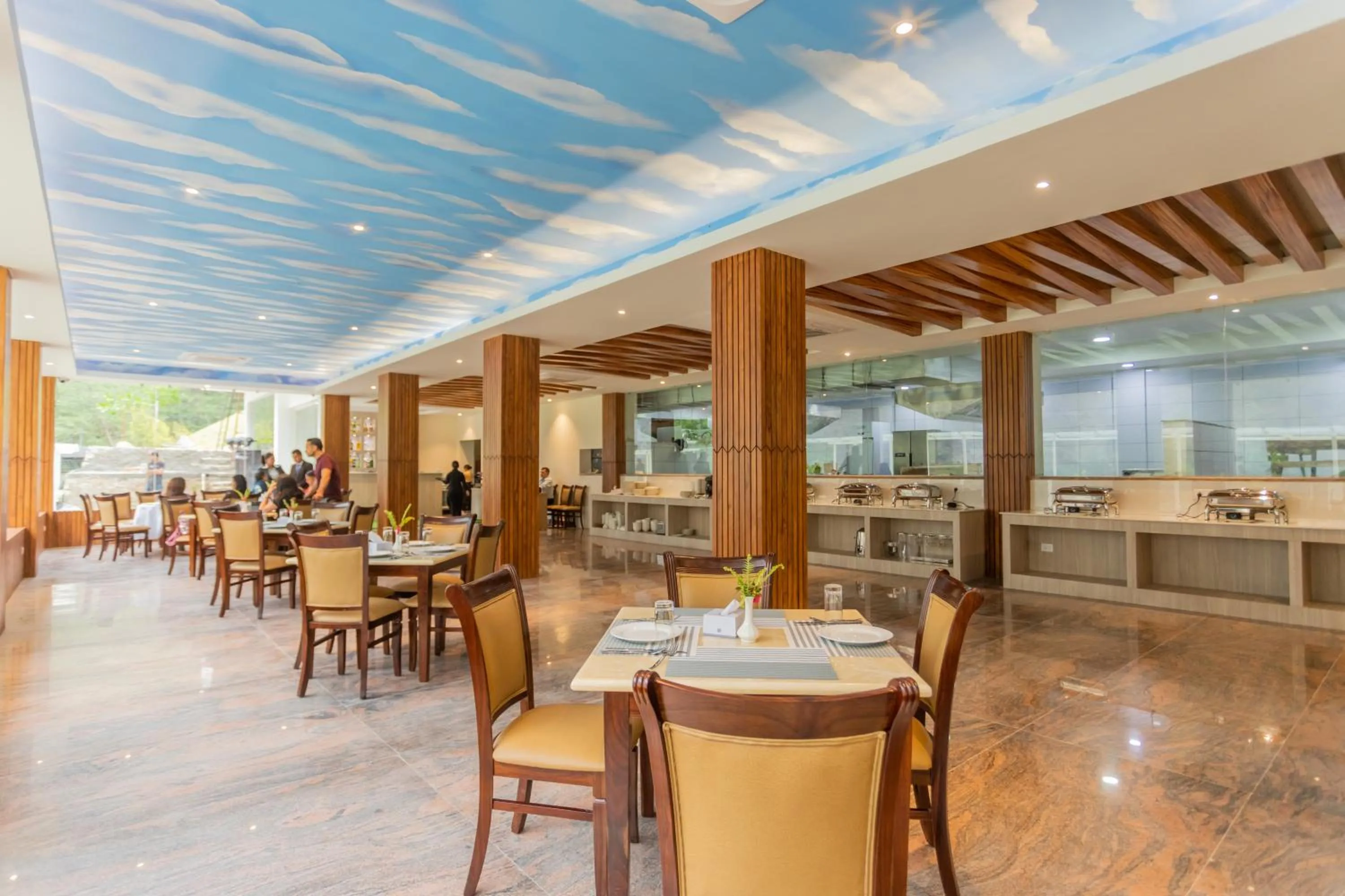 Restaurant/places to eat in Bhotekoshi Heli Resort