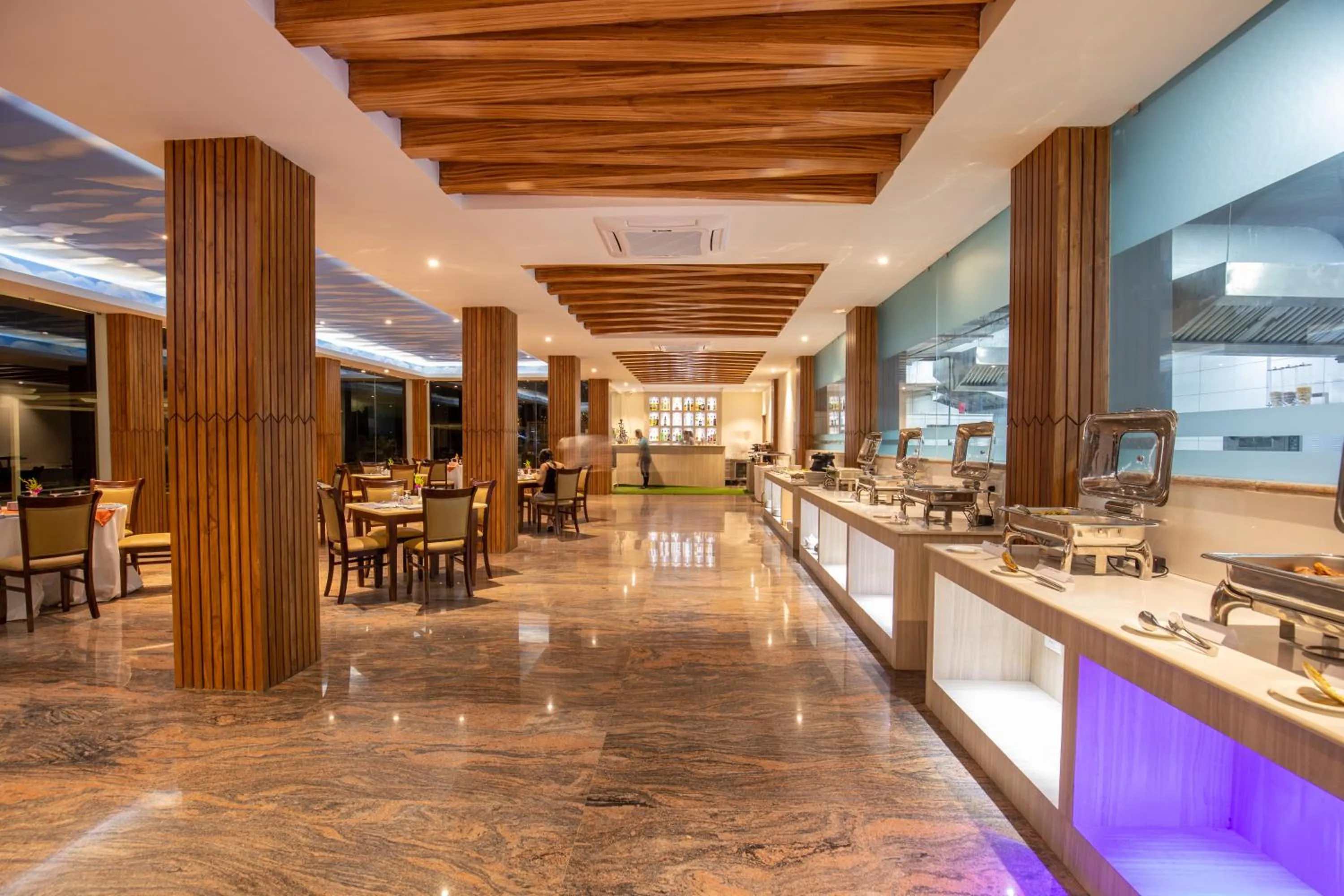 Restaurant/places to eat in Bhotekoshi Heli Resort