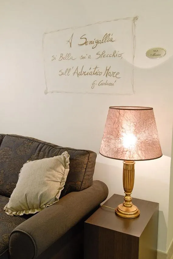 Decorative detail in Hotel Argentina