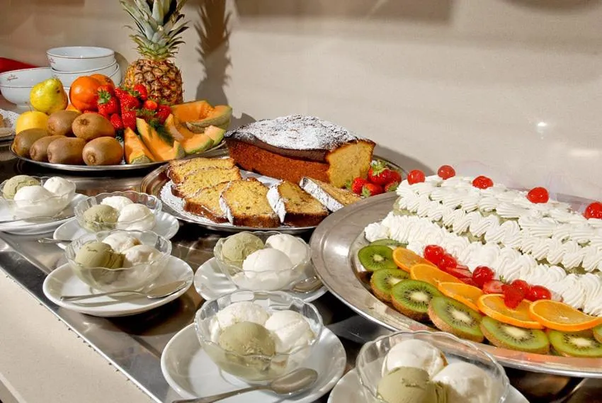 Food in Hotel Argentina