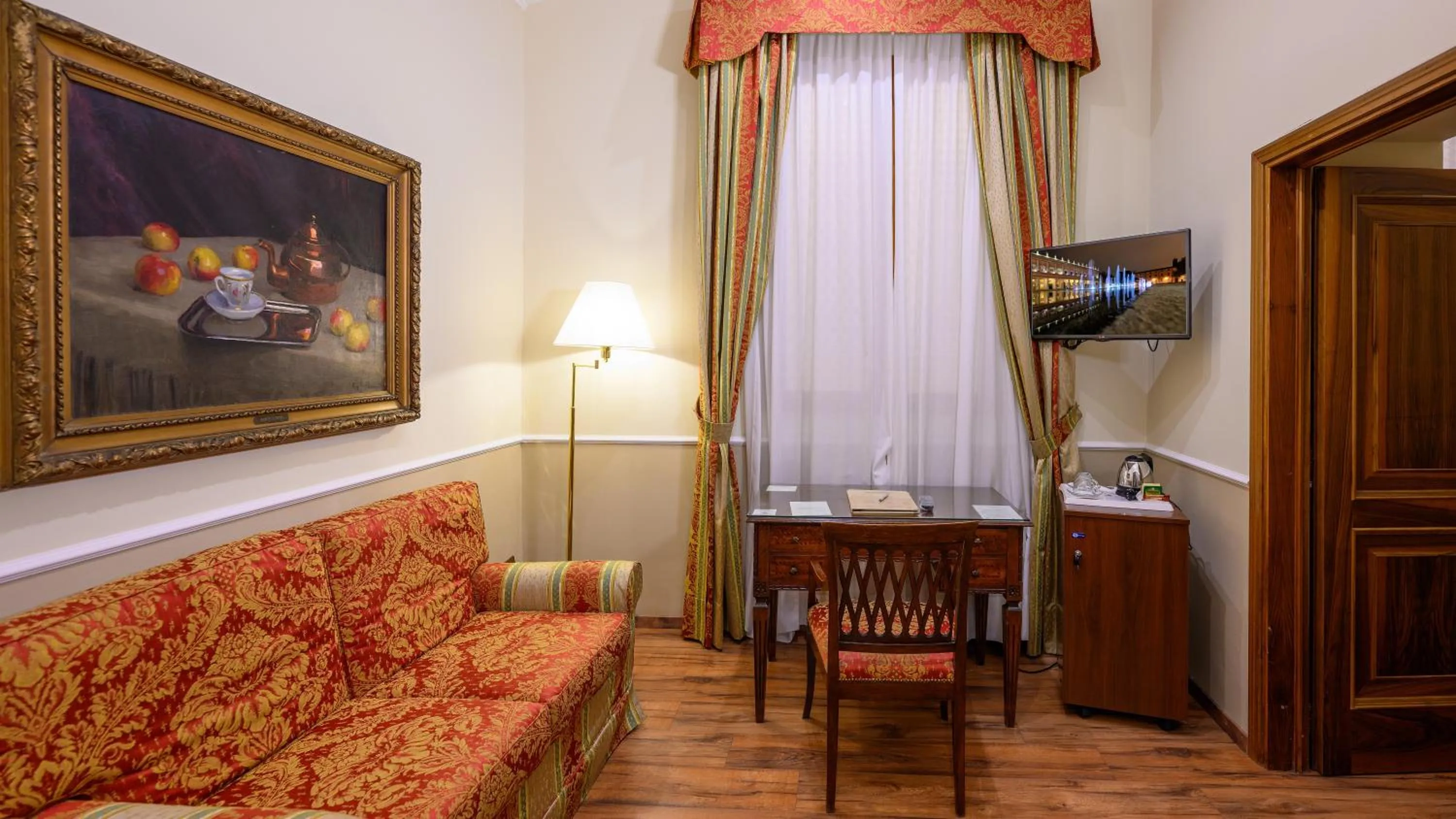 Seating area in Hotel Posta