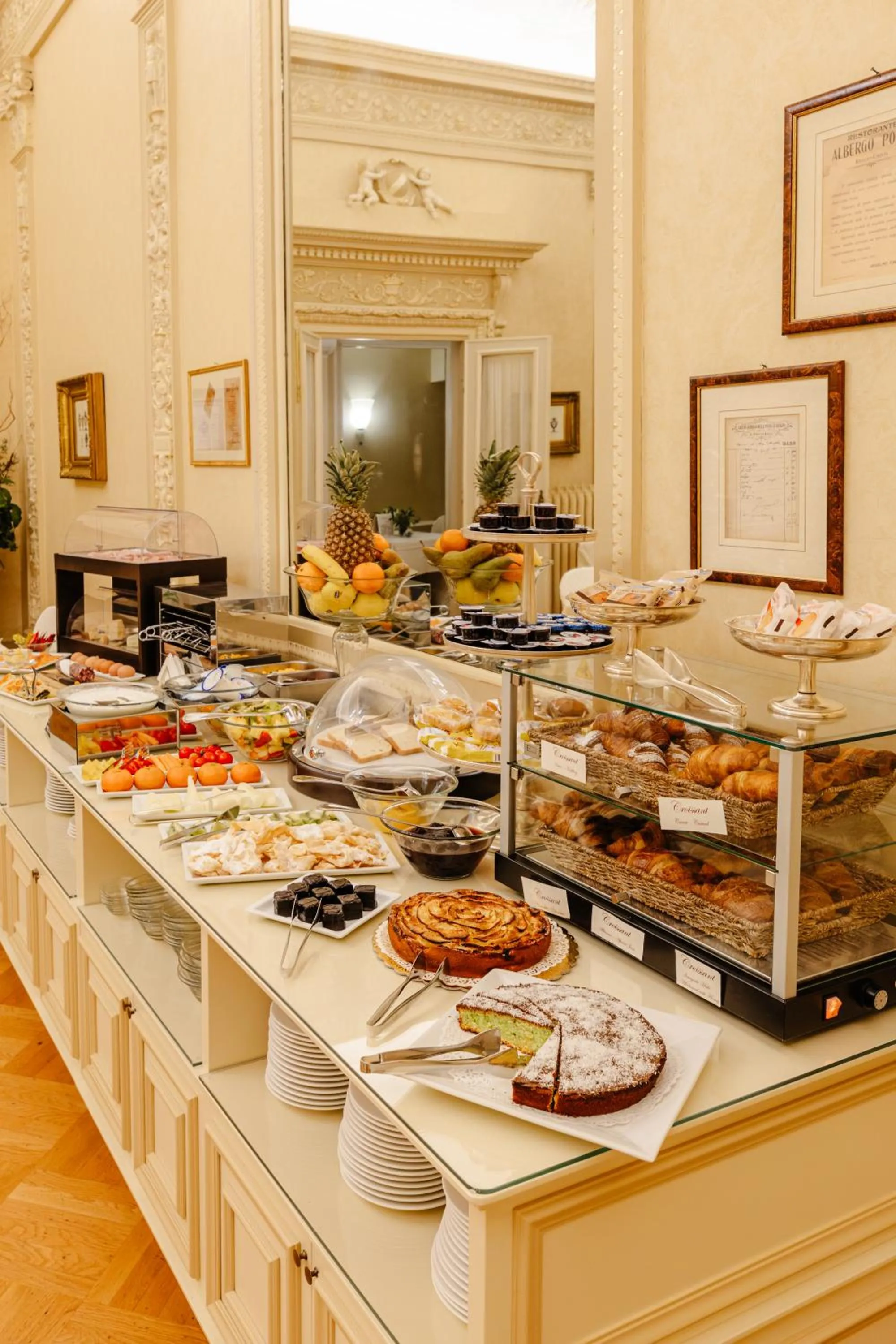 Breakfast in Hotel Posta