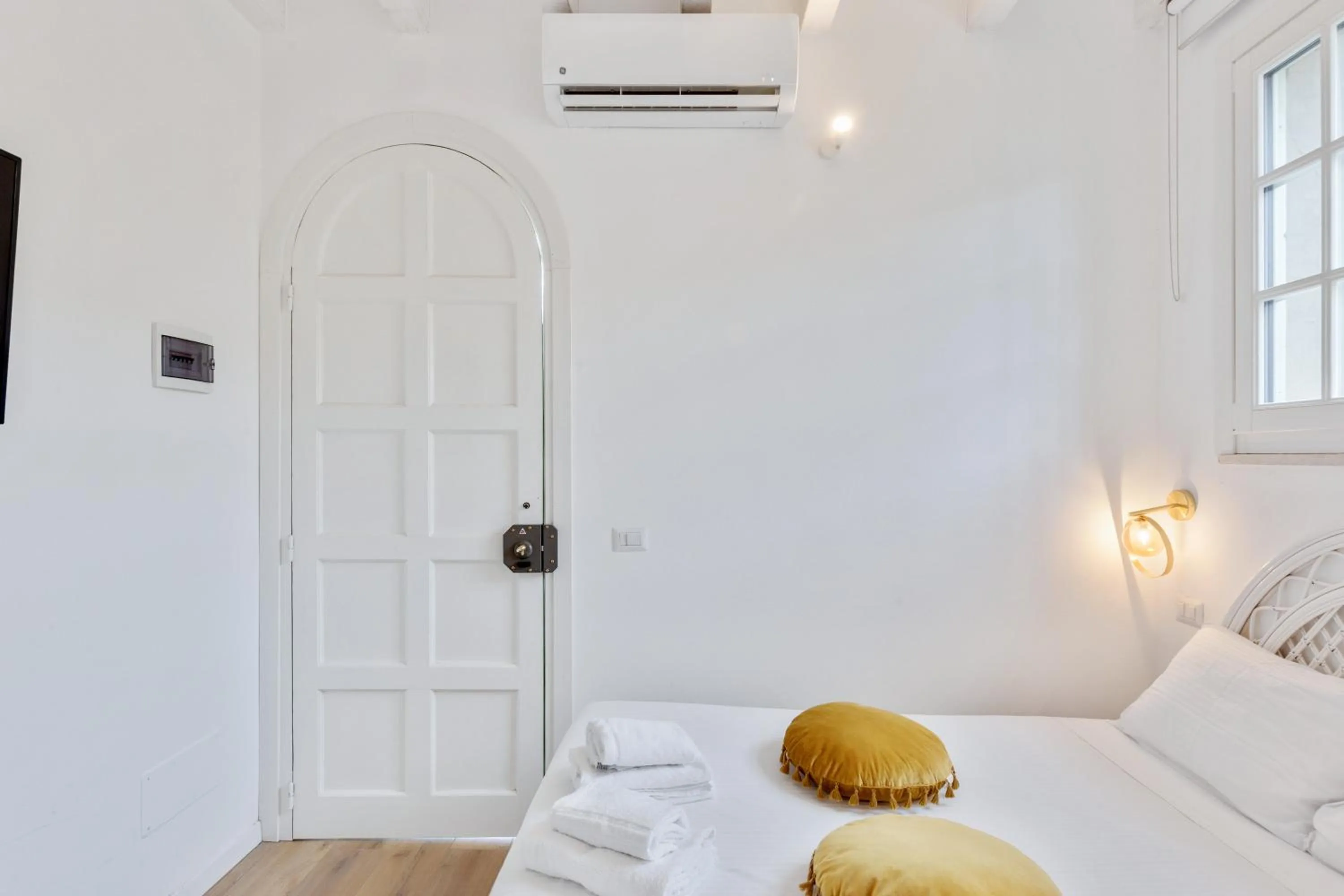 Bed in Maison d'Orange - La Pinede