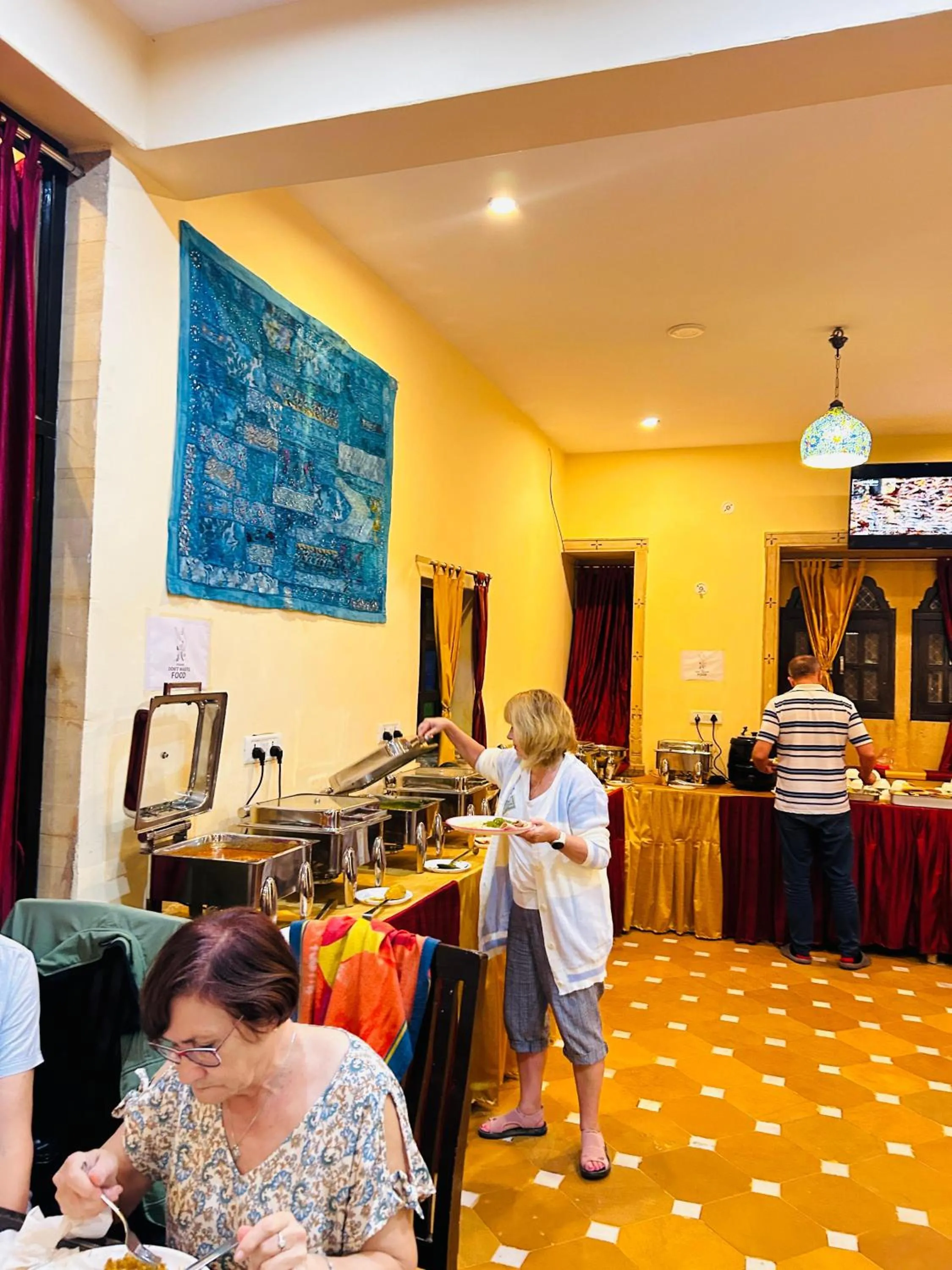 People in The Jaigarh Palace Jaisalmer