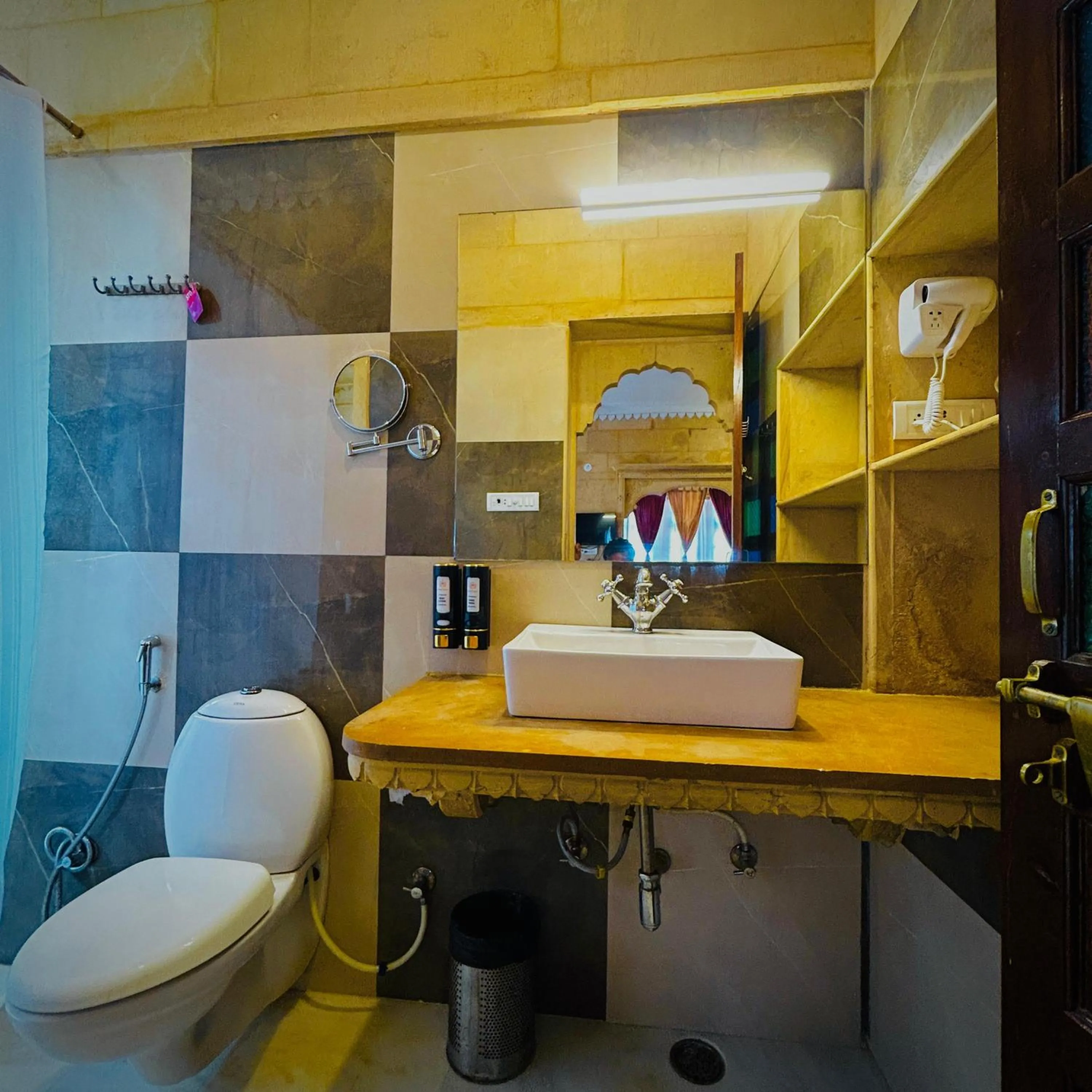 Bathroom in The Jaigarh Palace Jaisalmer