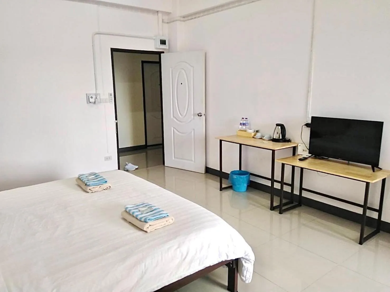 Bedroom, Bed in MY HOME Hotel - Phutthamonthon 4 Road, near Mahidol University Salaya
