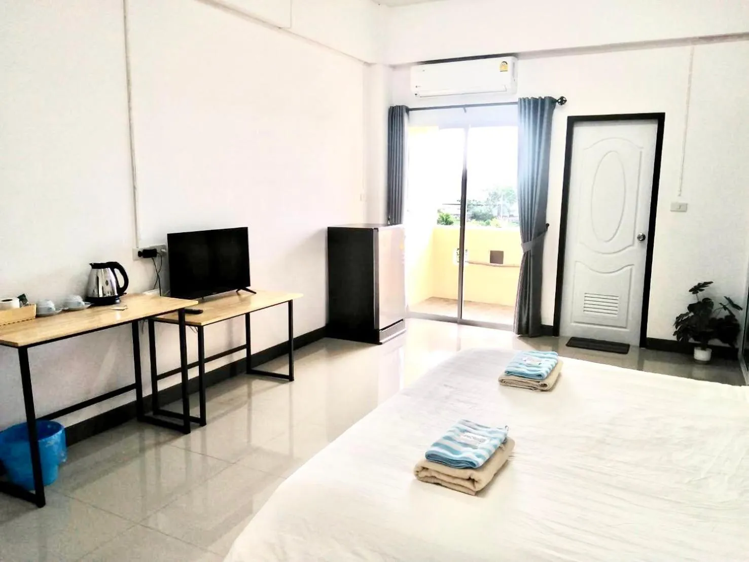 hair dresser, Bed in MY HOME Hotel - Phutthamonthon 4 Road, near Mahidol University Salaya