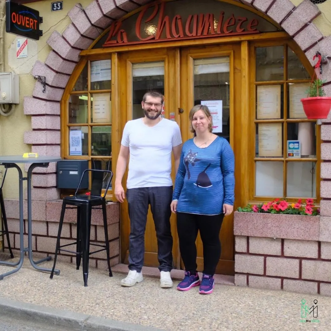 Facade/entrance in La chaumiere