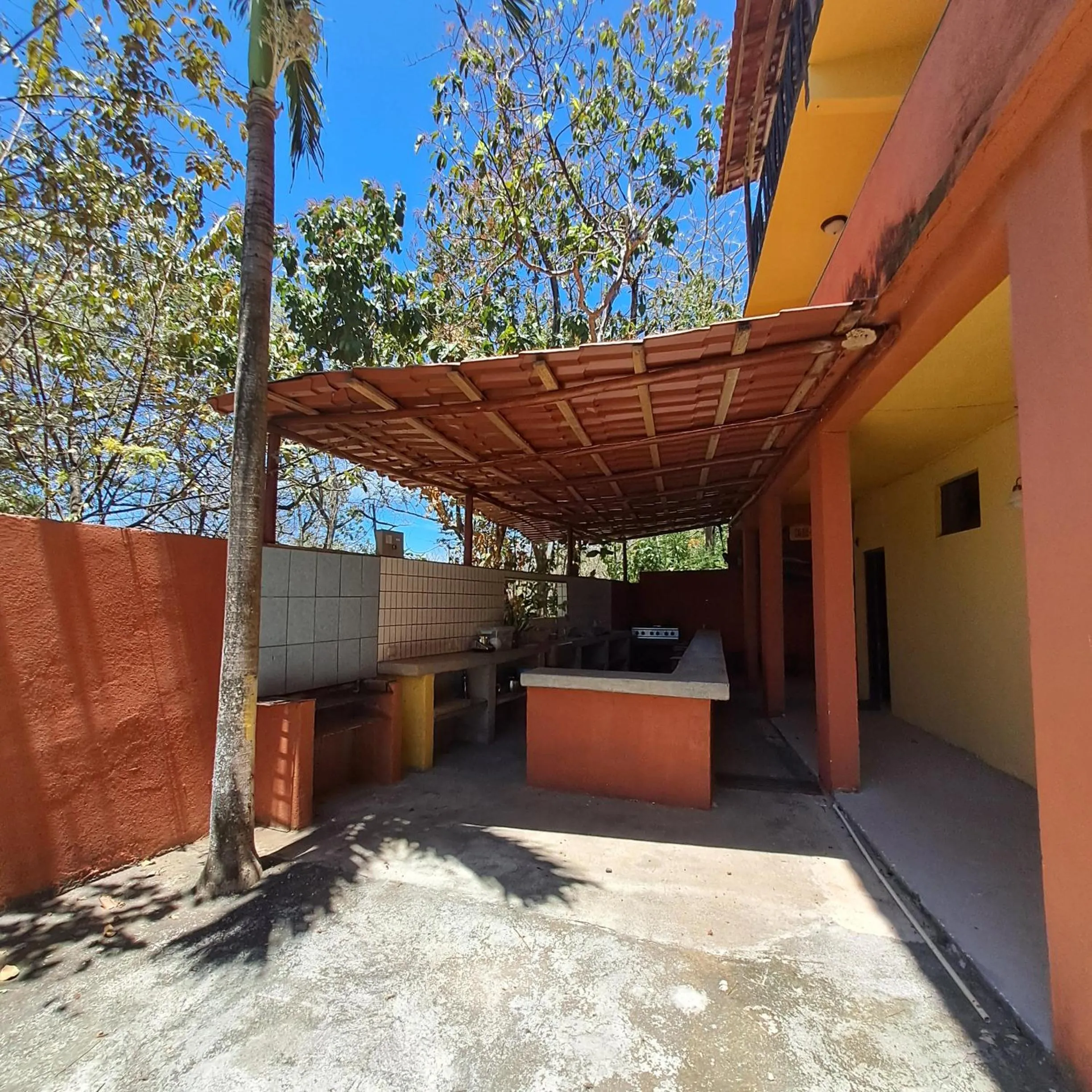 Off site in Georgi, Junquillal