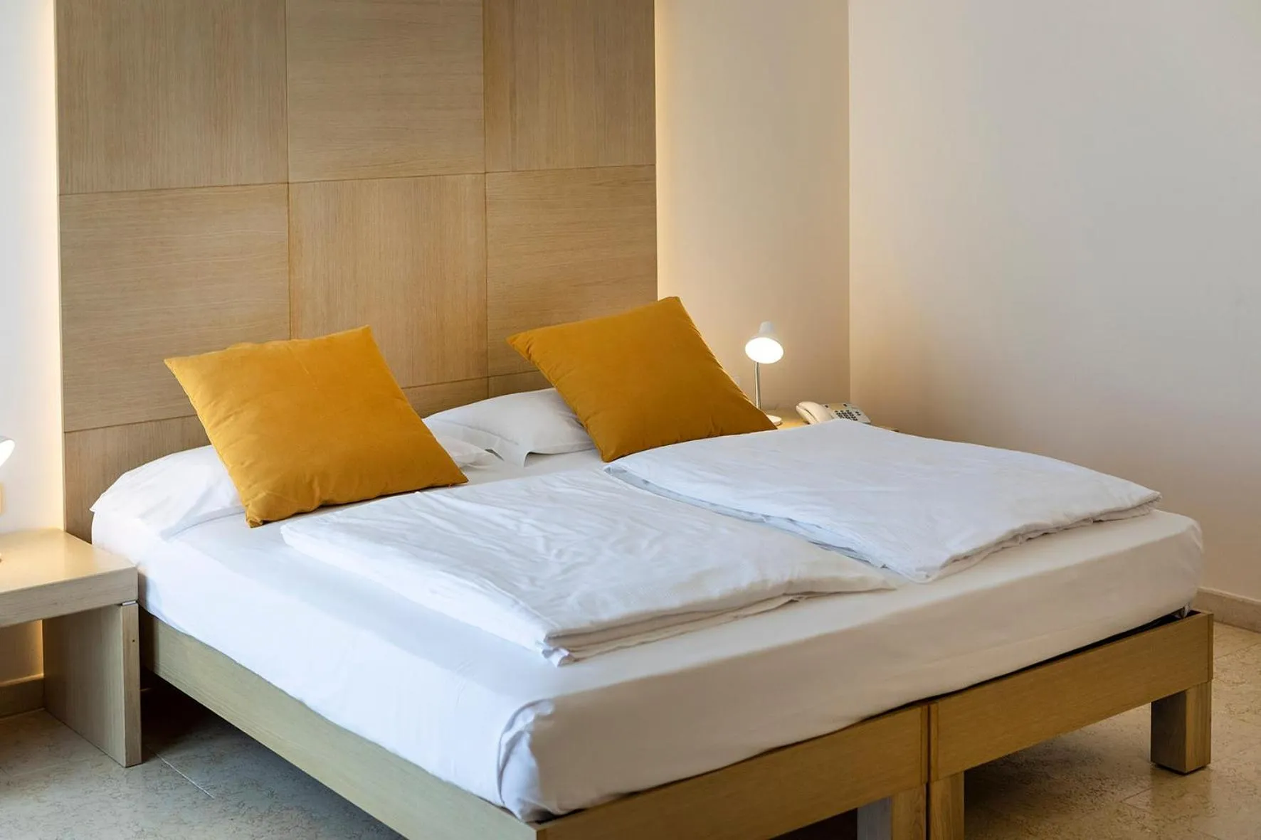 Bed in Hotel Garnì Orchidea