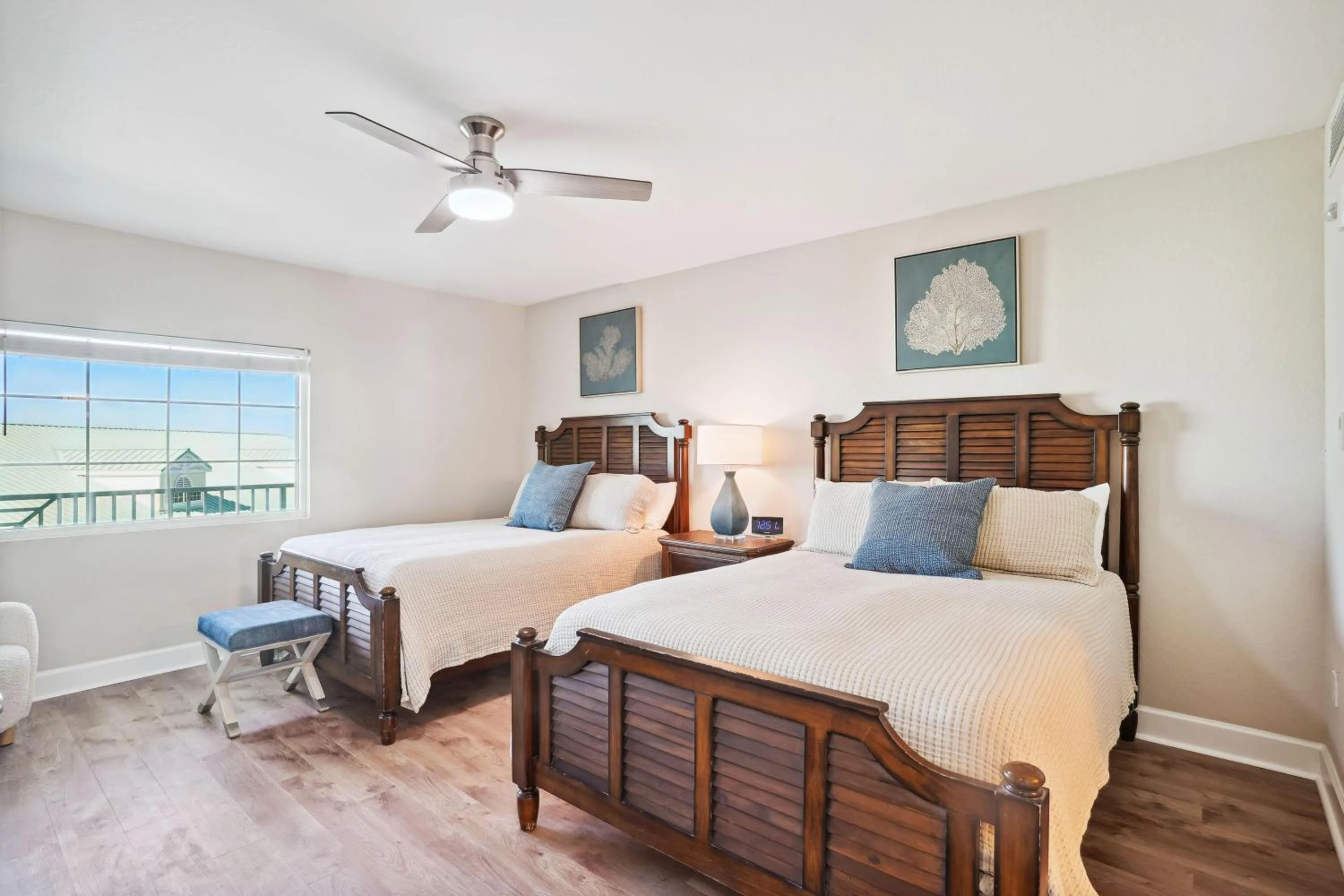 Bed in Harbourside 7718- Premier