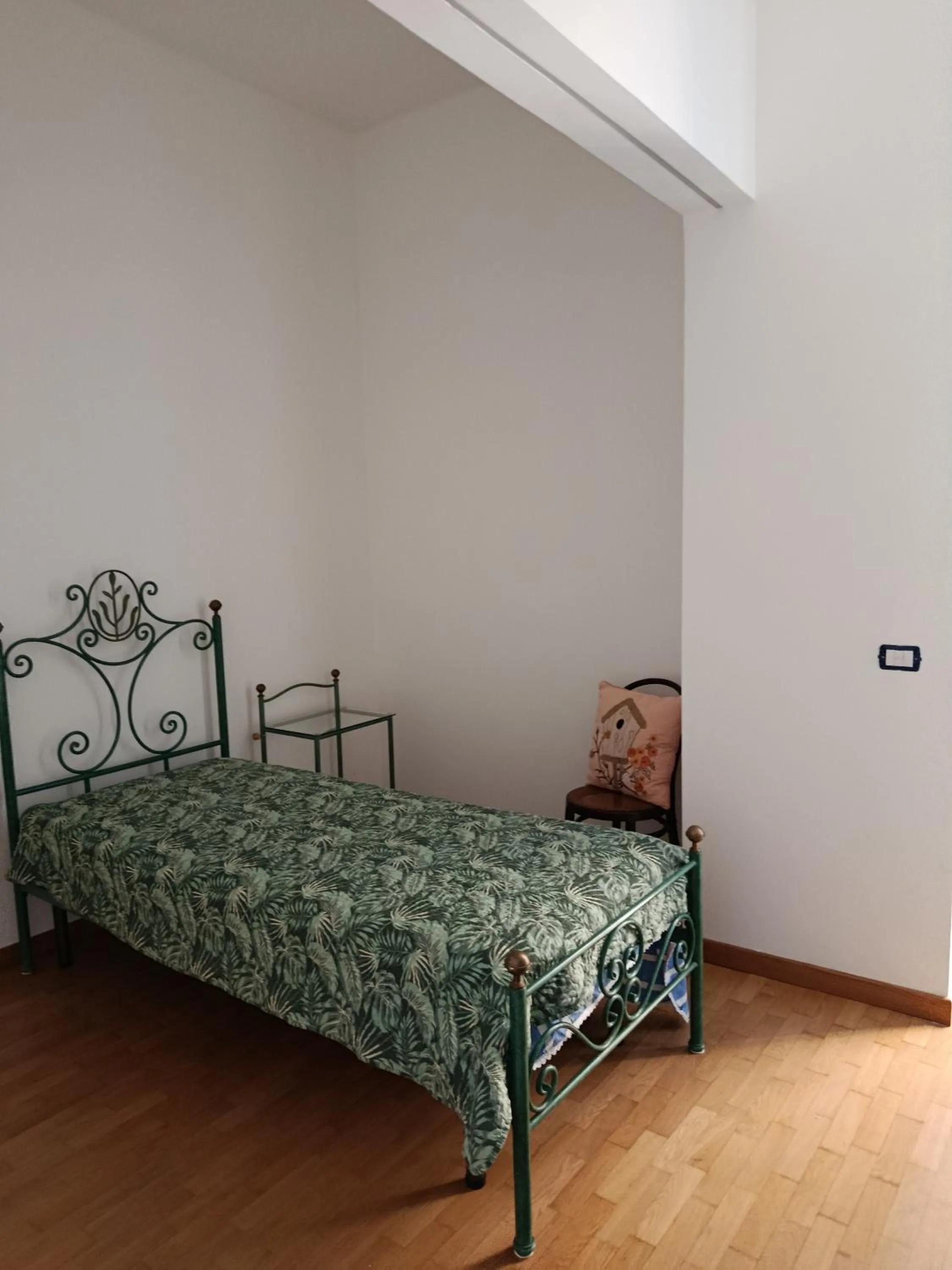 Photo of the whole room, Bed in Salerno Eremita Apartment