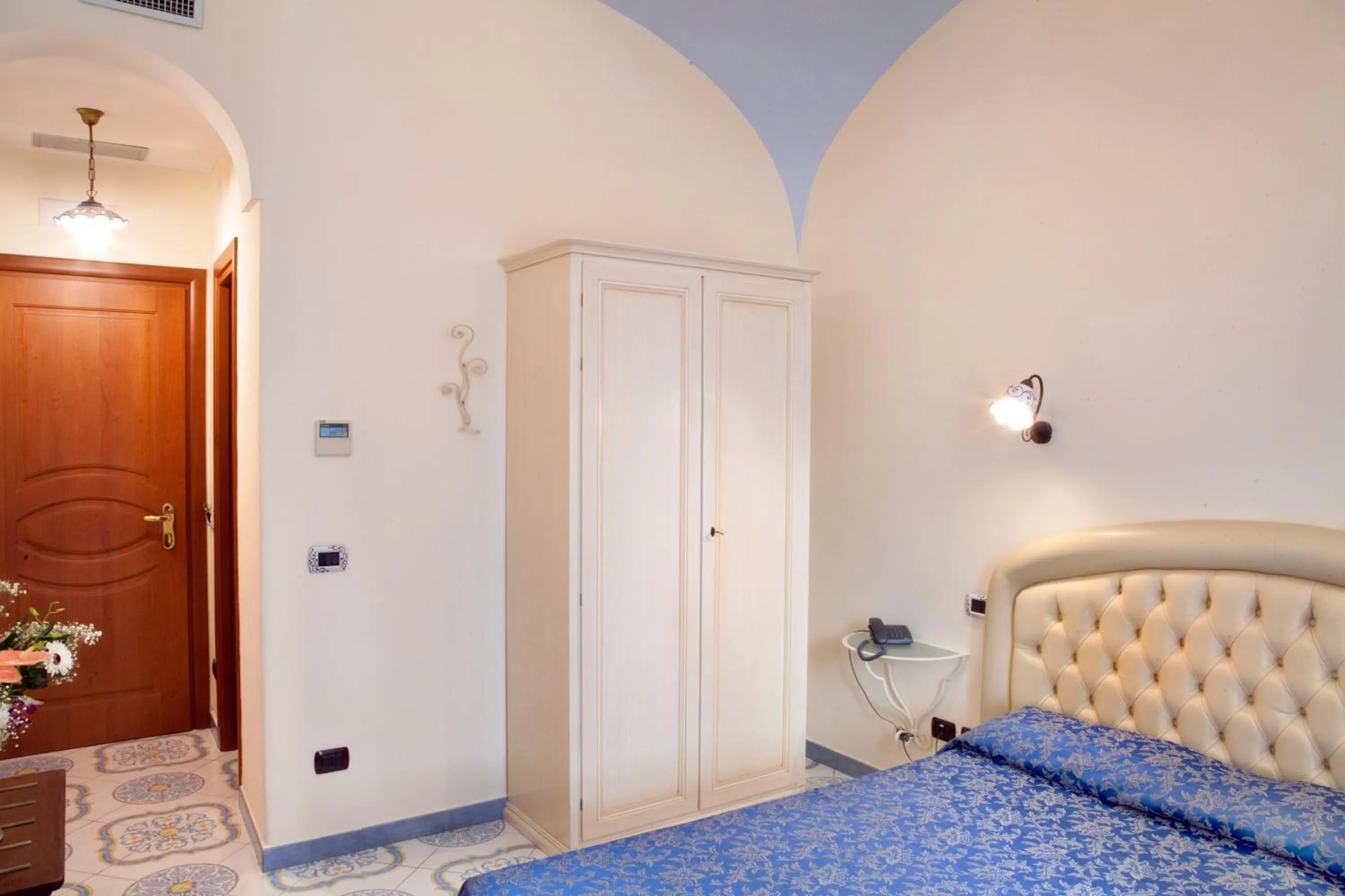 Bedroom, Bed in Hotel L'Antico Convitto