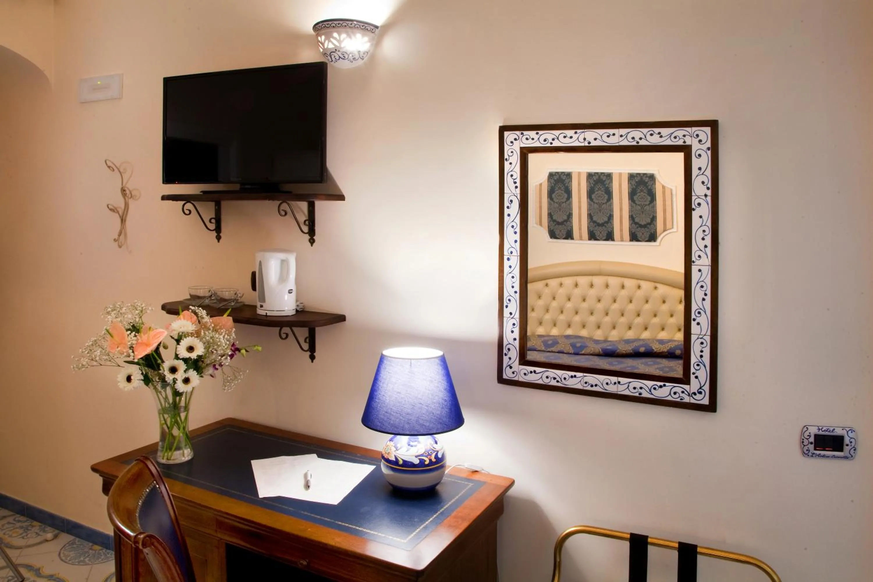 Bedroom in Hotel L'Antico Convitto