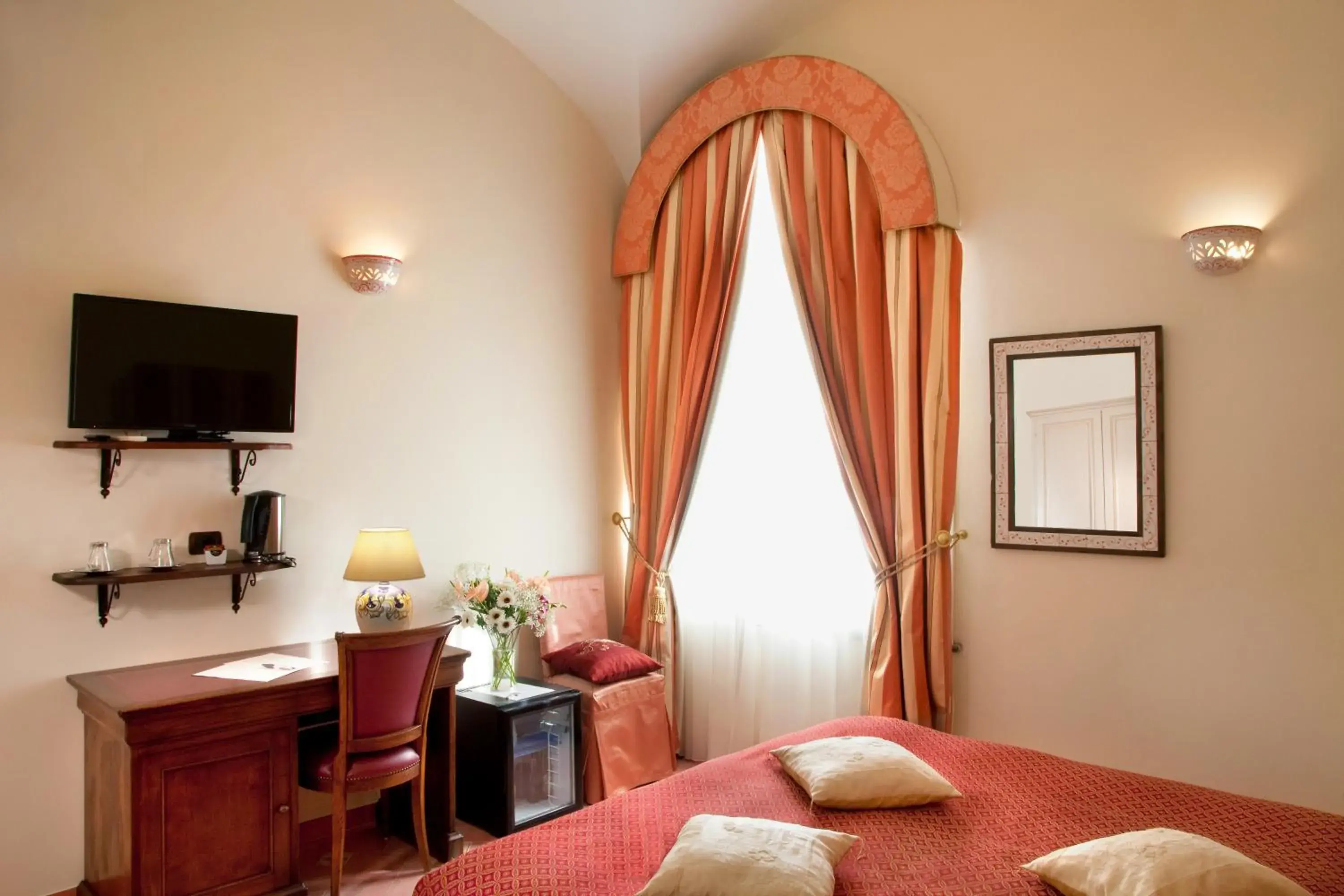 Superior Room in Hotel L'Antico Convitto Superior Room in Hotel L'Antico Convitto