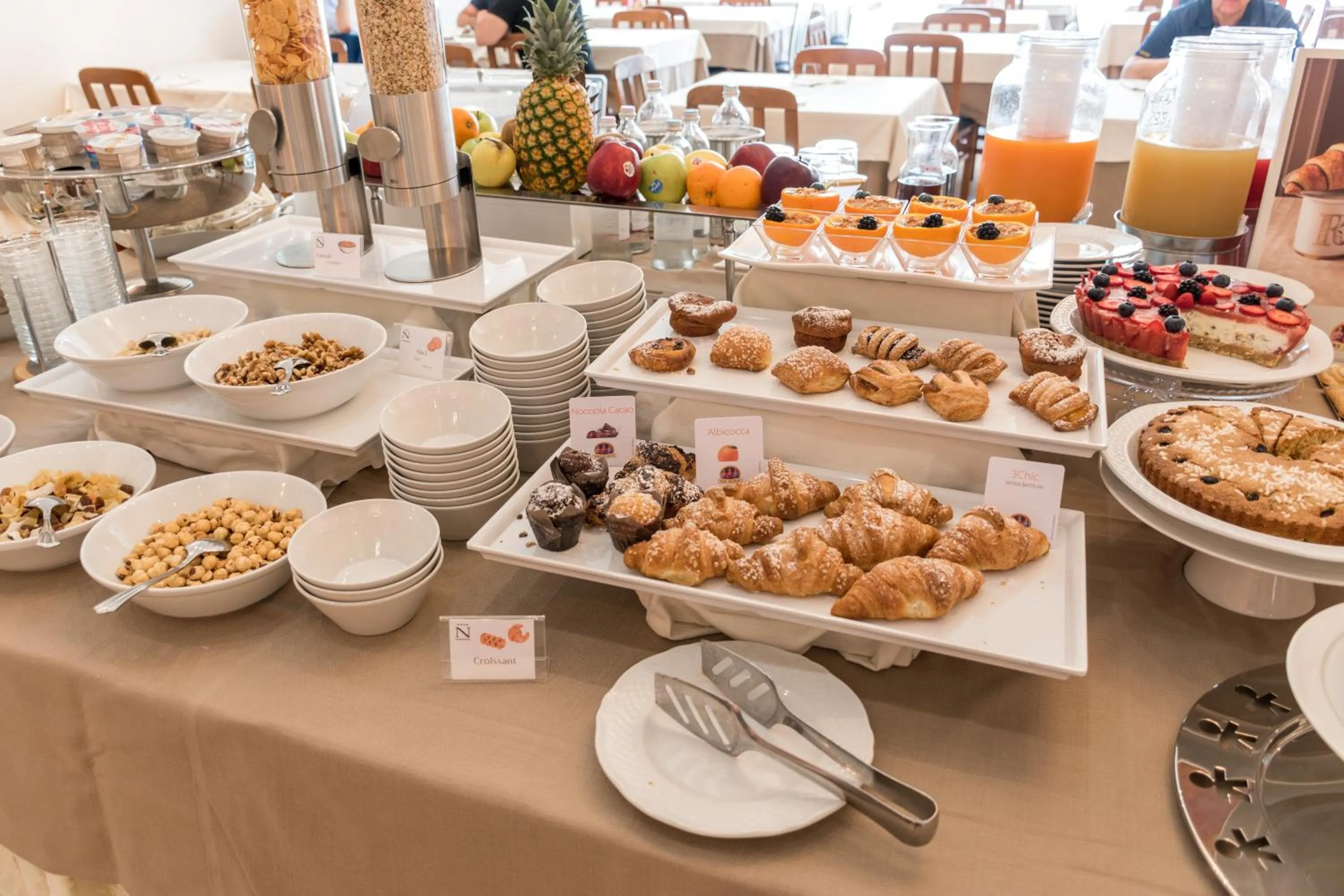 Breakfast in Hotel Nettunia