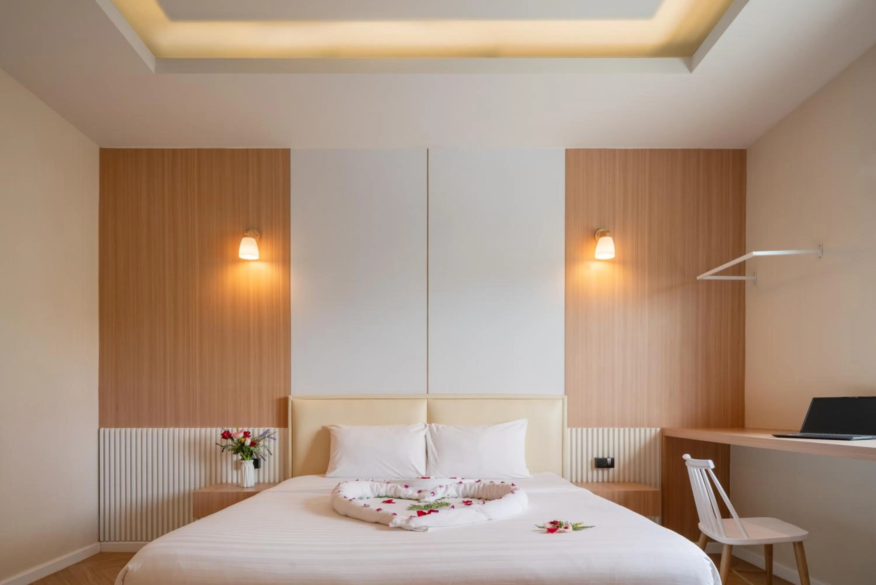 Photo of the whole room, Bed in Grandbangsaray