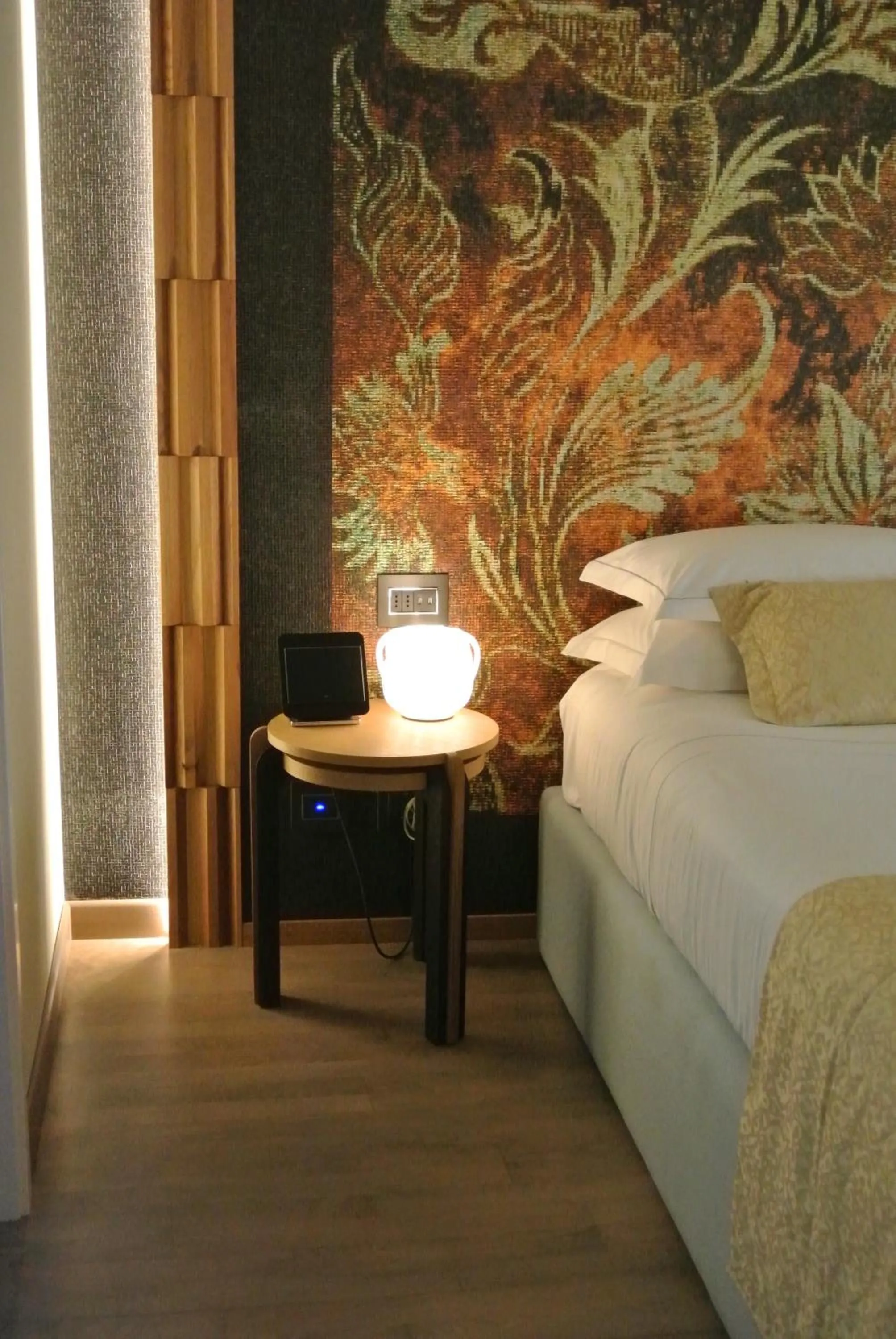 Photo of the whole room, Bed in Hotel Firenze