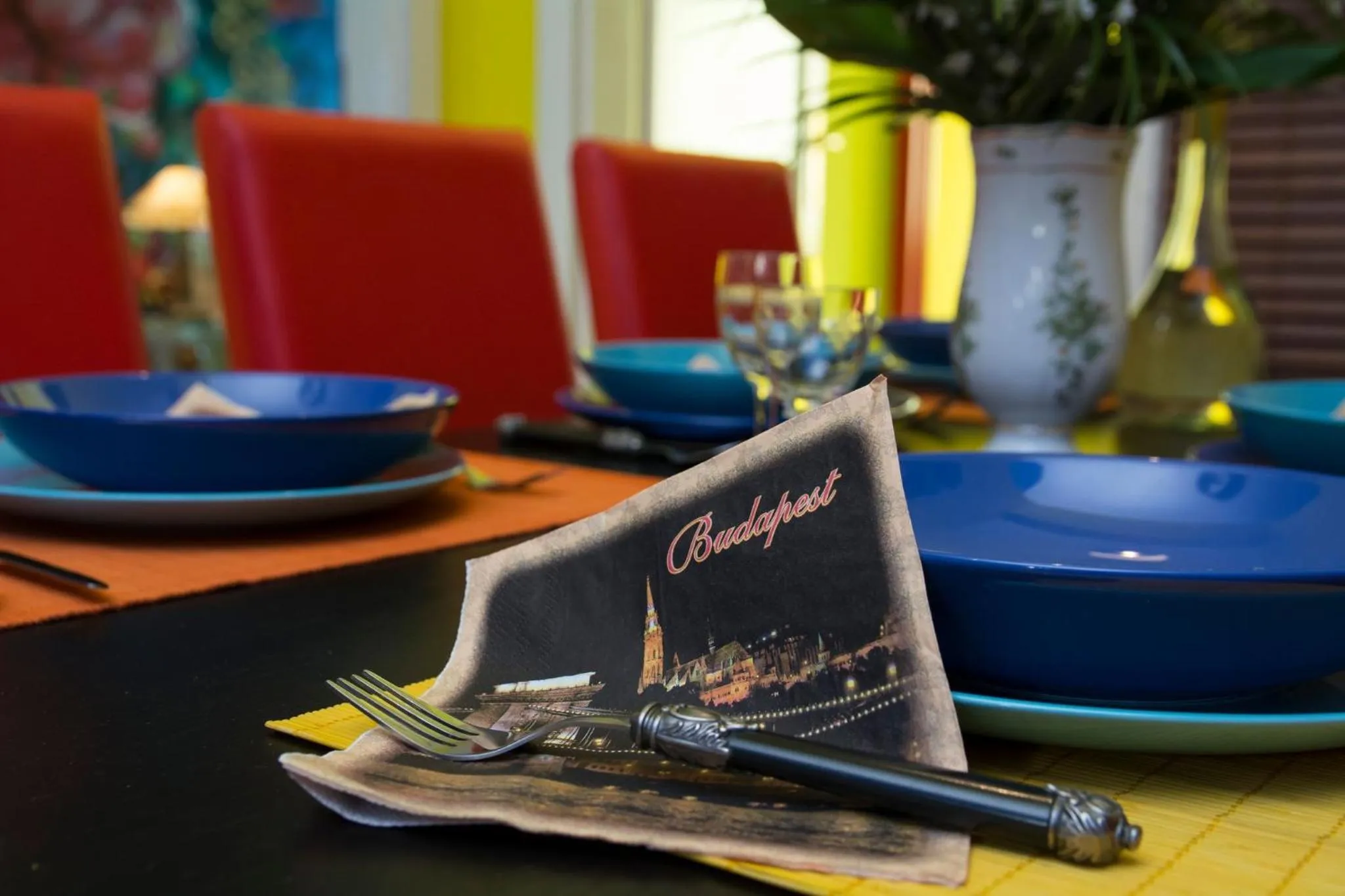 Restaurant/places to eat in Vibrant 3 Bedroom Apartment In The Pulsing Heart Of Budapest