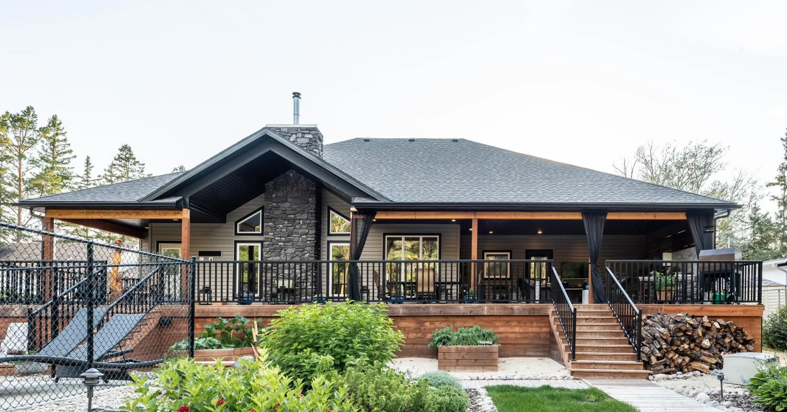 Property building in Stay549