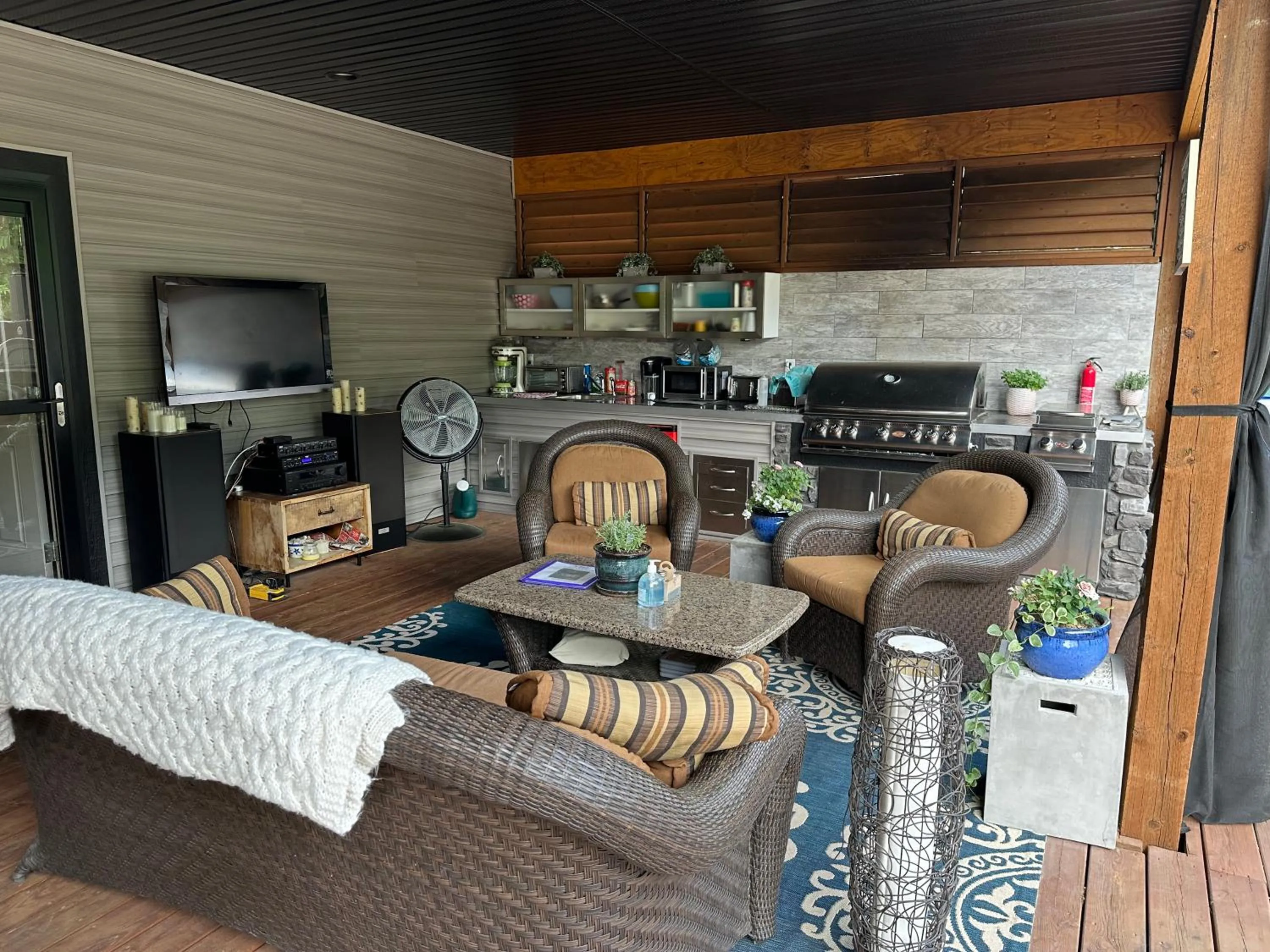 Communal lounge/ TV room in Stay549