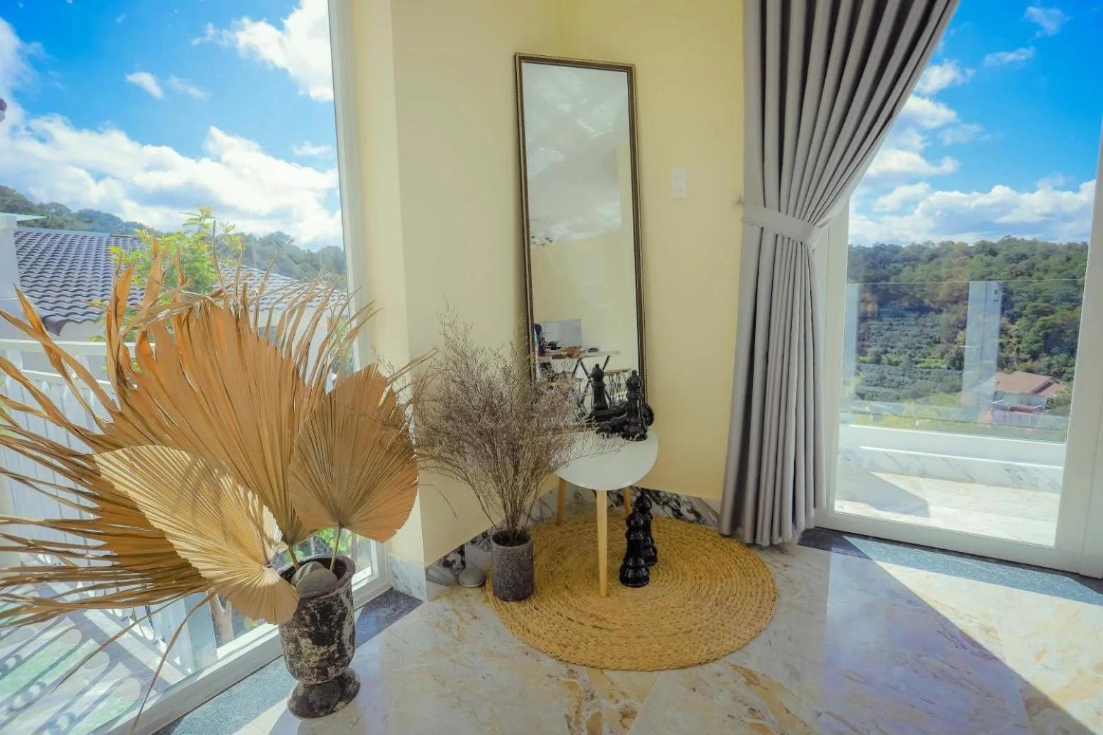 Restaurant/places to eat in SHIN VILLAGE HOTEL