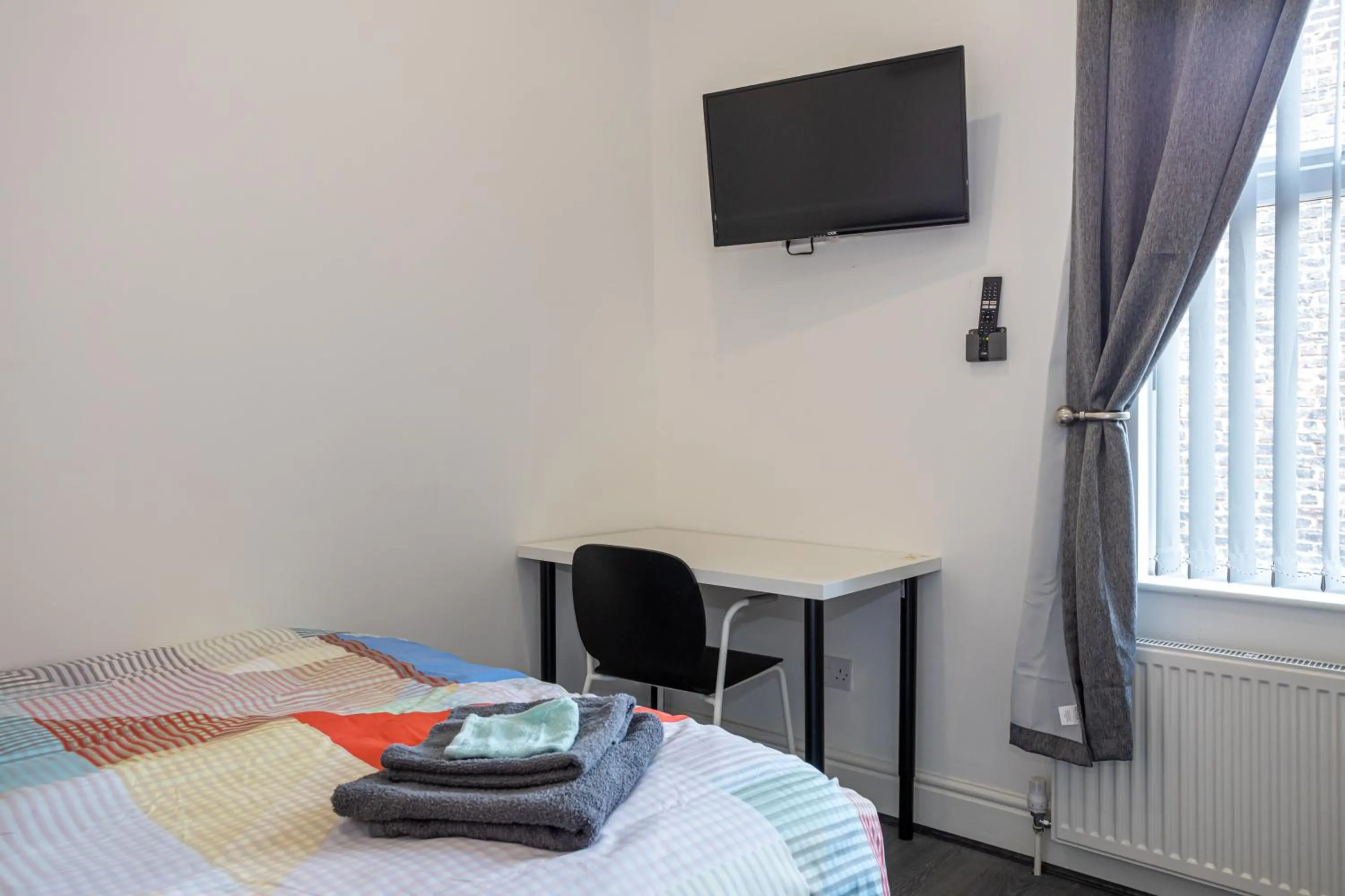 Bedroom, Bed in TCO Luxury House