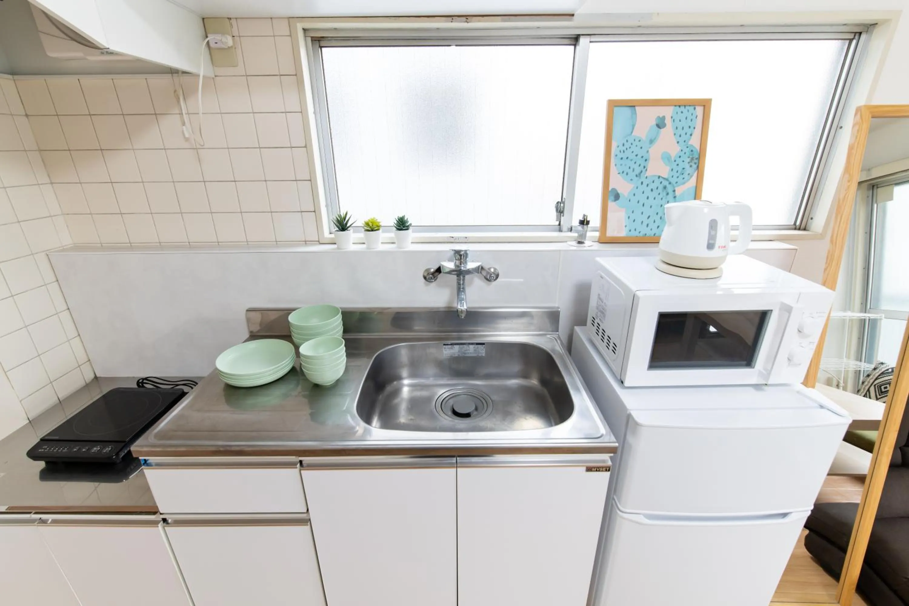 LUANAHOTEL IN WASEDA