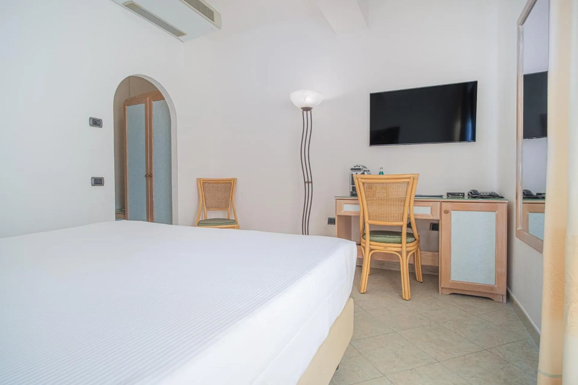 Bedroom, Bed in Felix Hotels - Hotel La Baja