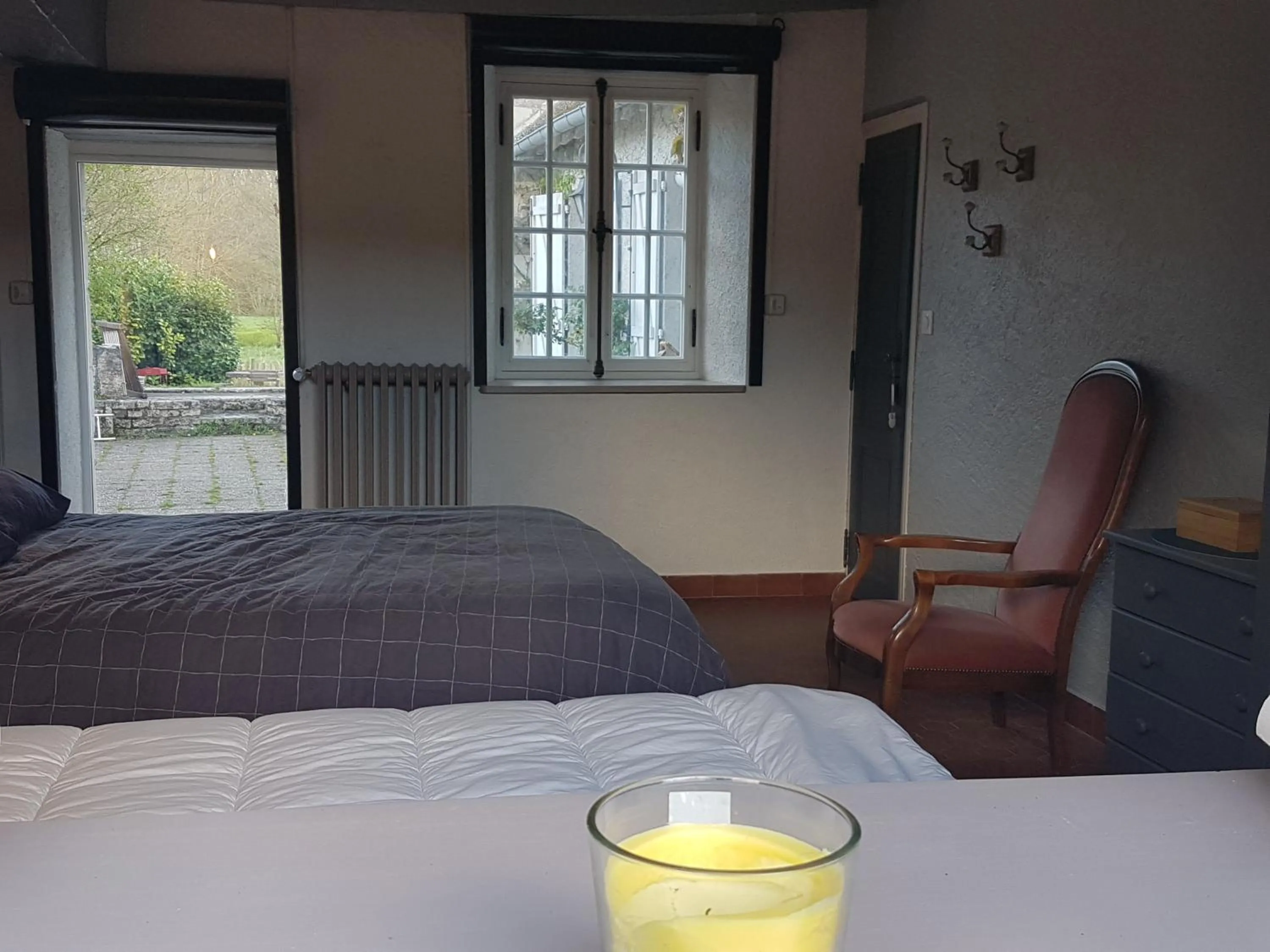 Photo of the whole room, Bed in Le Moulin du Châtelier