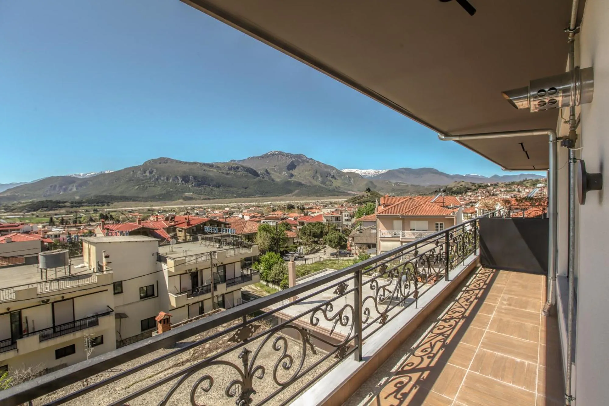 Balcony/Terrace in Meteora Heaven and Earth premium suites - Adults Friendly
