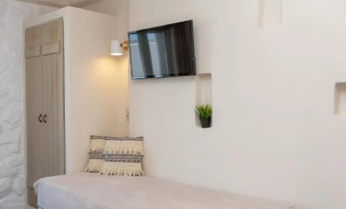 wardrobe, Bed in Ampelos Residence Naxos