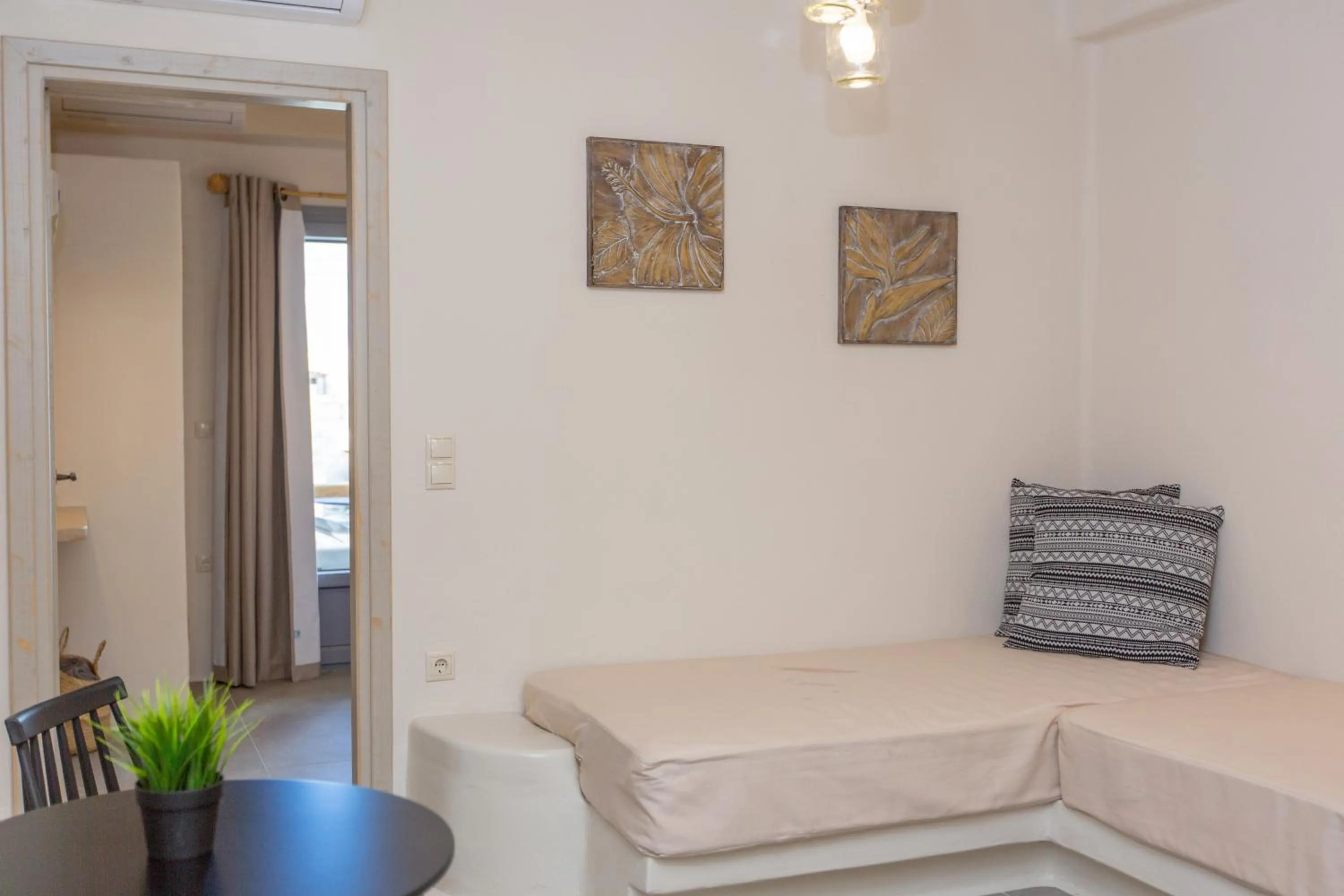 Photo of the whole room, Bed in Ampelos Residence Naxos