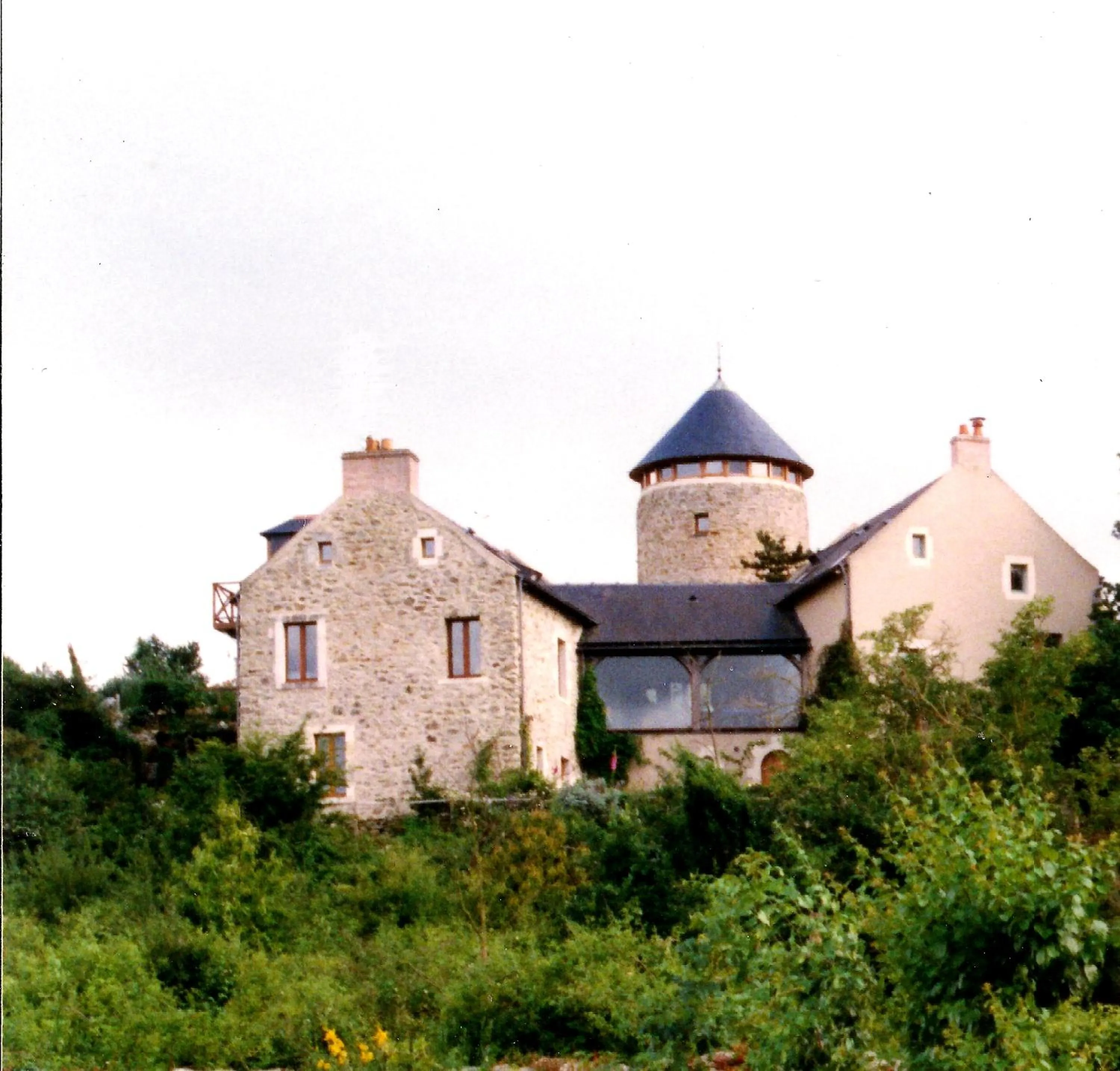 Facade/entrance in La Tour du Moulin Géant